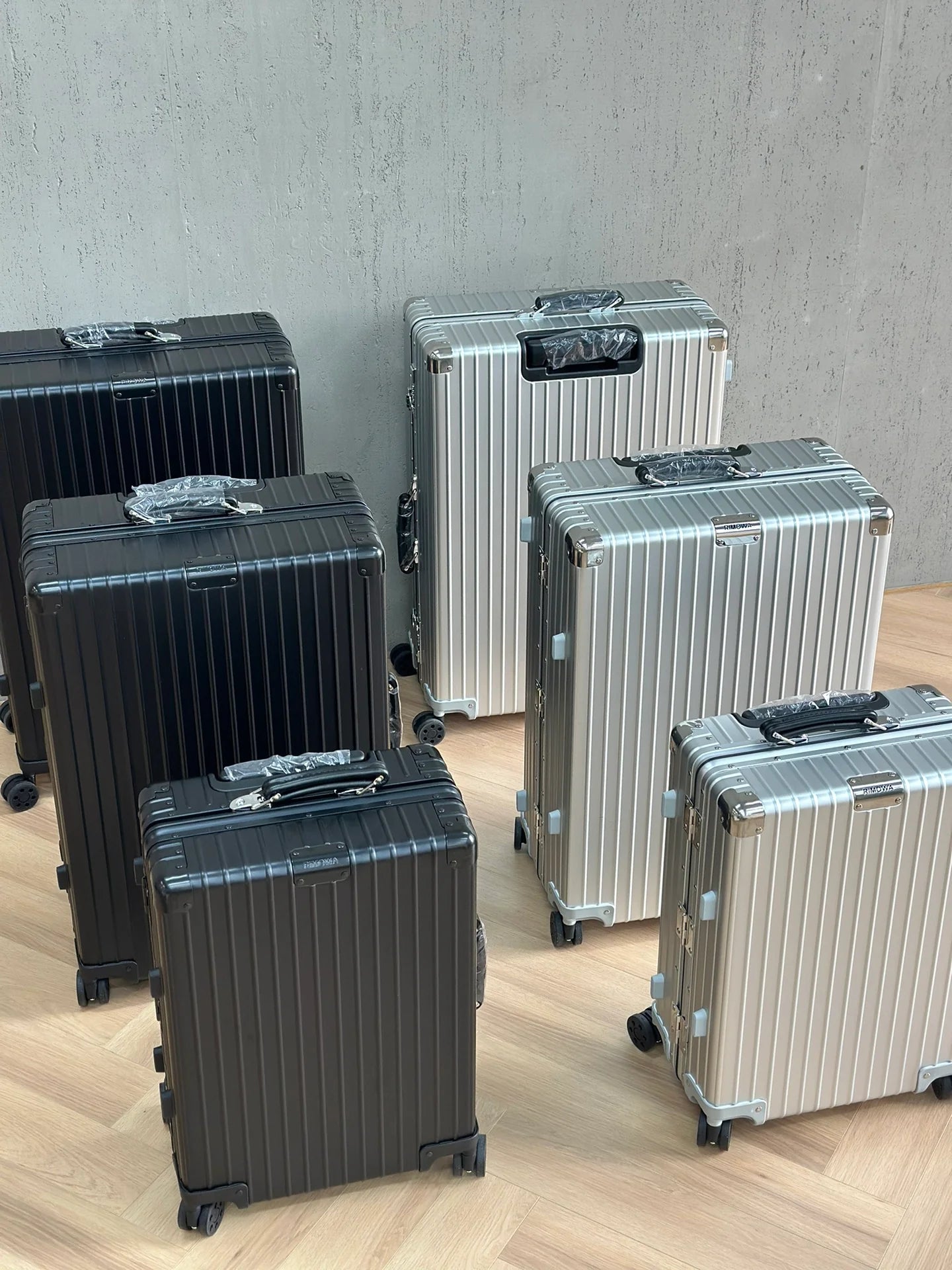 RIMOWA LUGGAGE
