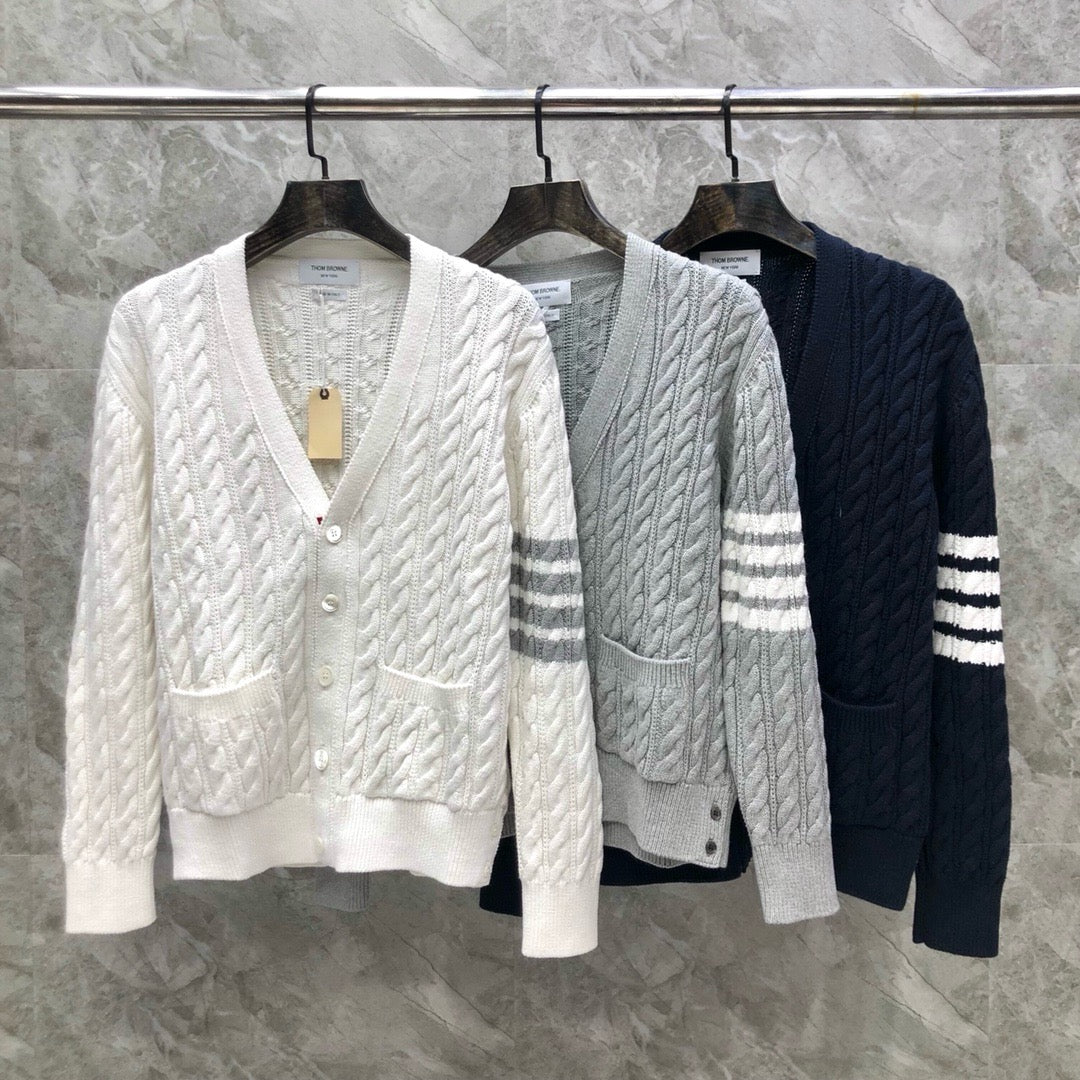 TB SWEATER