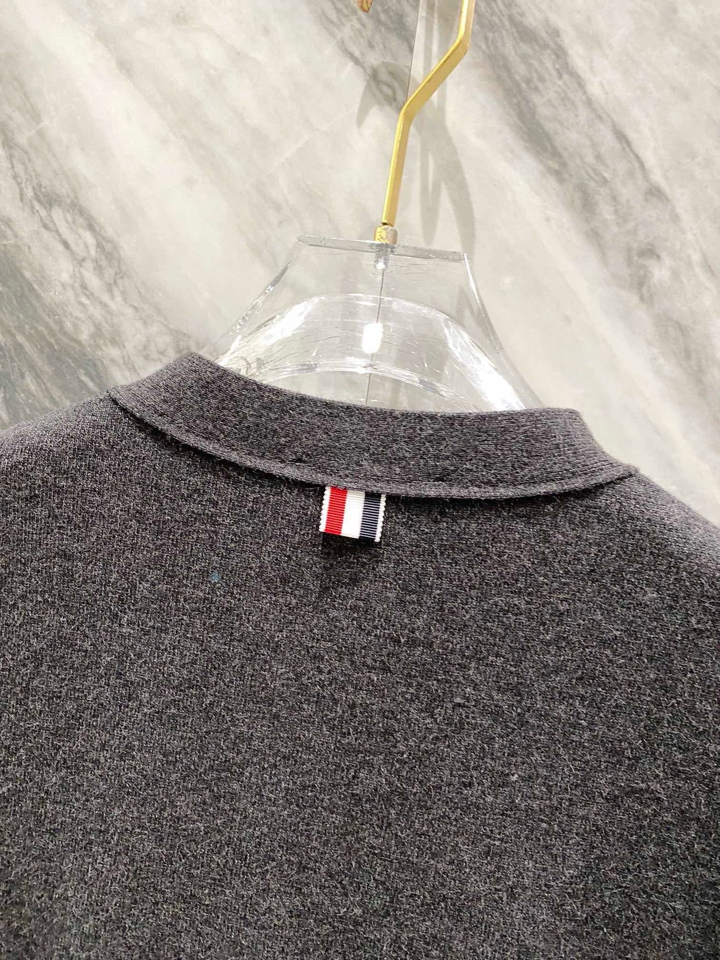 TB SWEATER