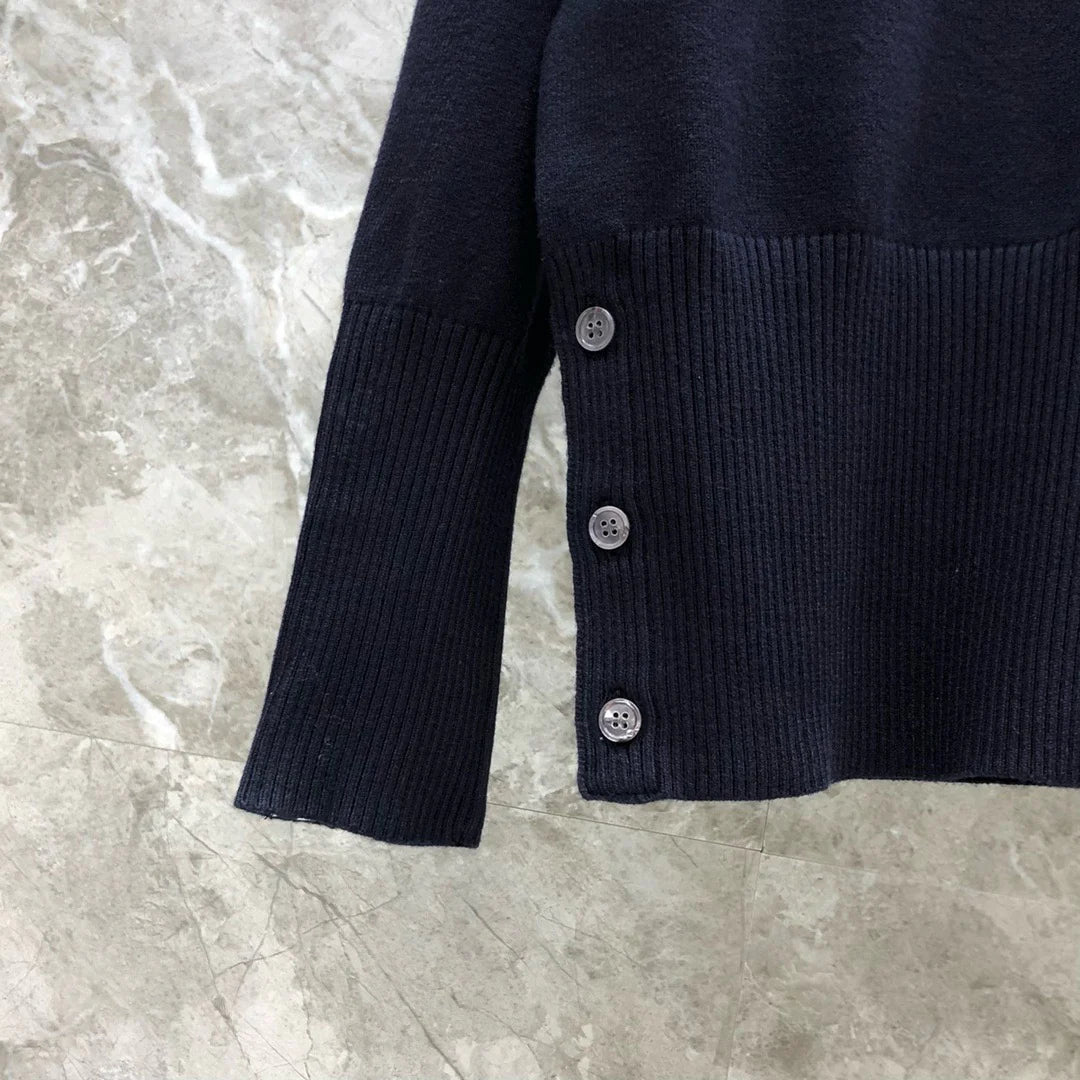 TB SWEATER
