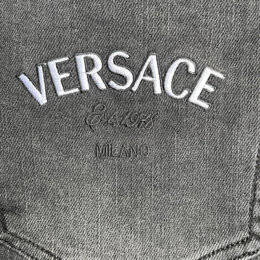 VERSACE JEANS