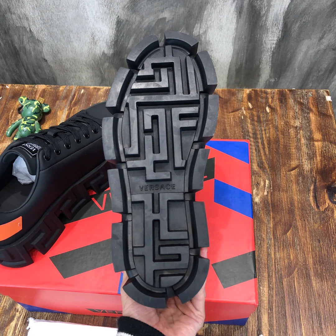 VERSACE SNEAKER