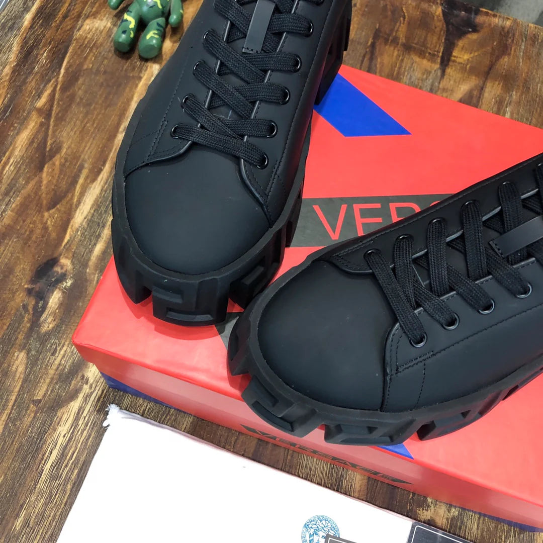 VERSACE SNEAKER