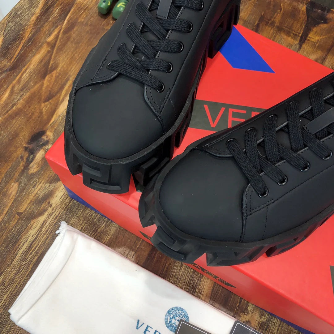 VERSACE SNEAKER