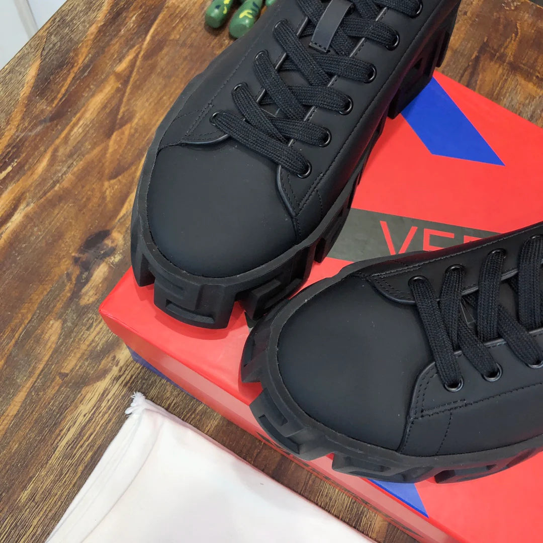 VERSACE SNEAKER
