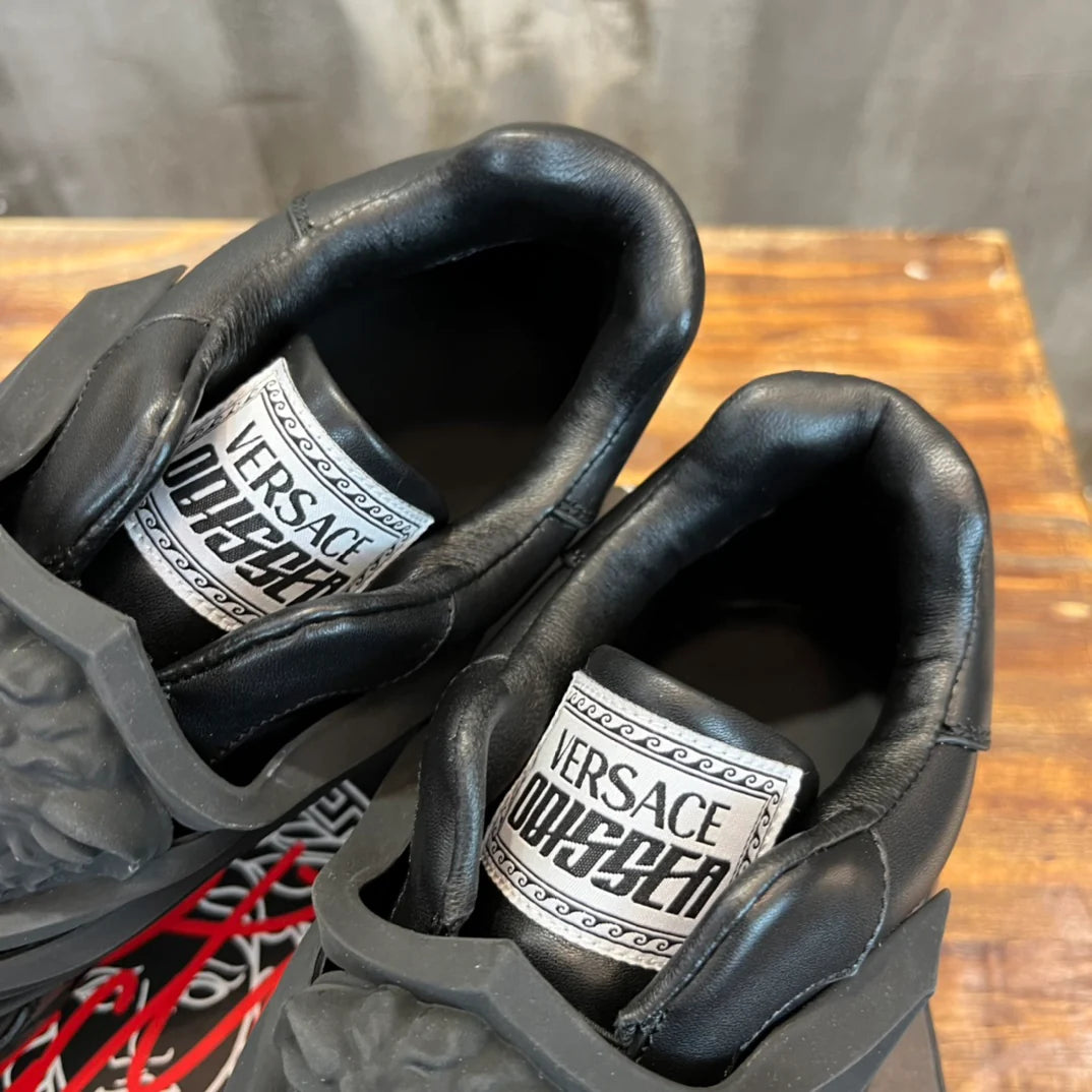 VERSACE SNEAKER