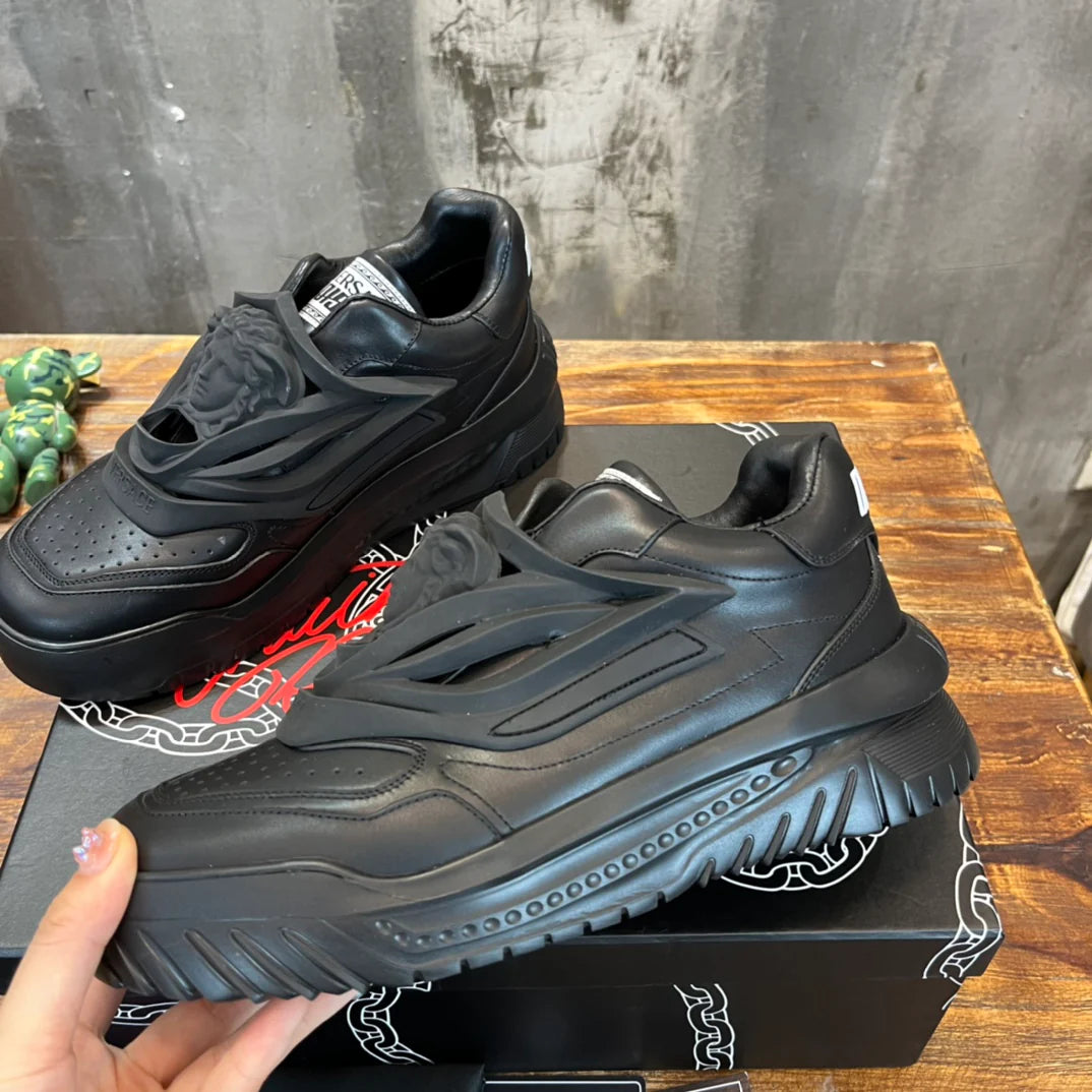 VERSACE SNEAKER