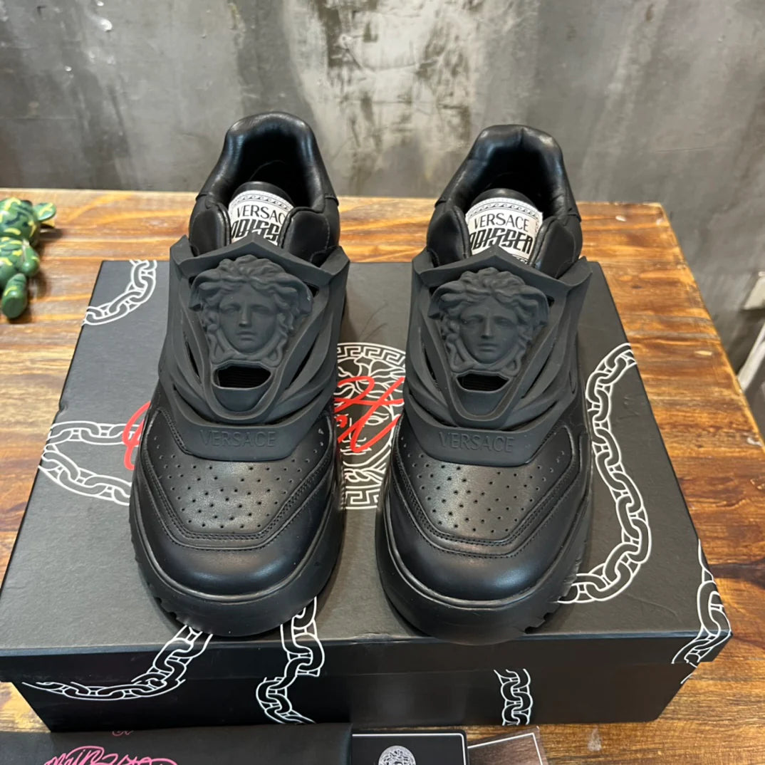 VERSACE SNEAKER