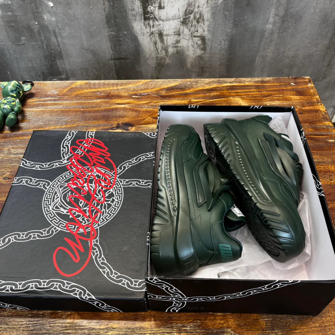 VERSACE SNEAKER