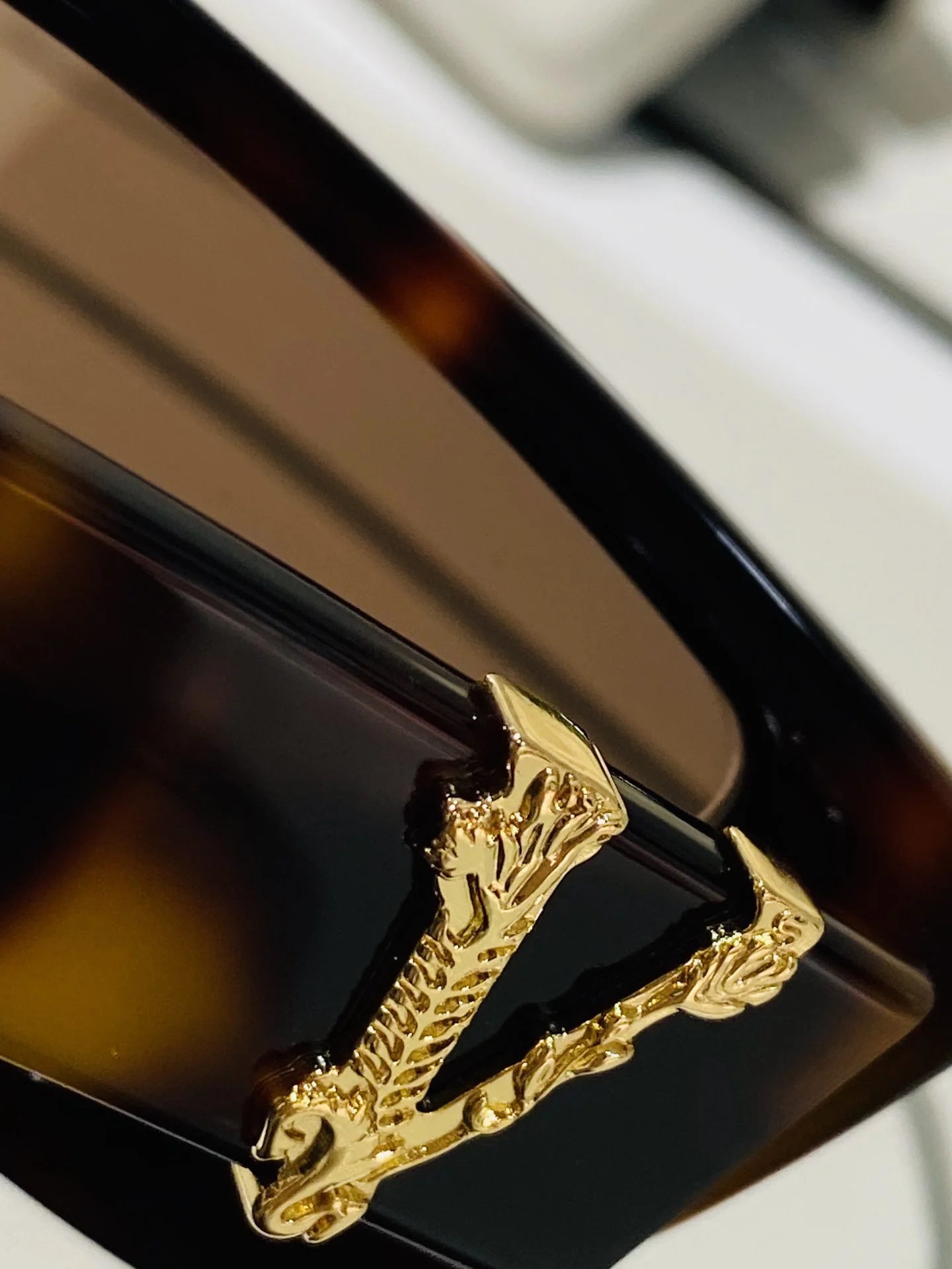 VERSACE SUNGLASSES