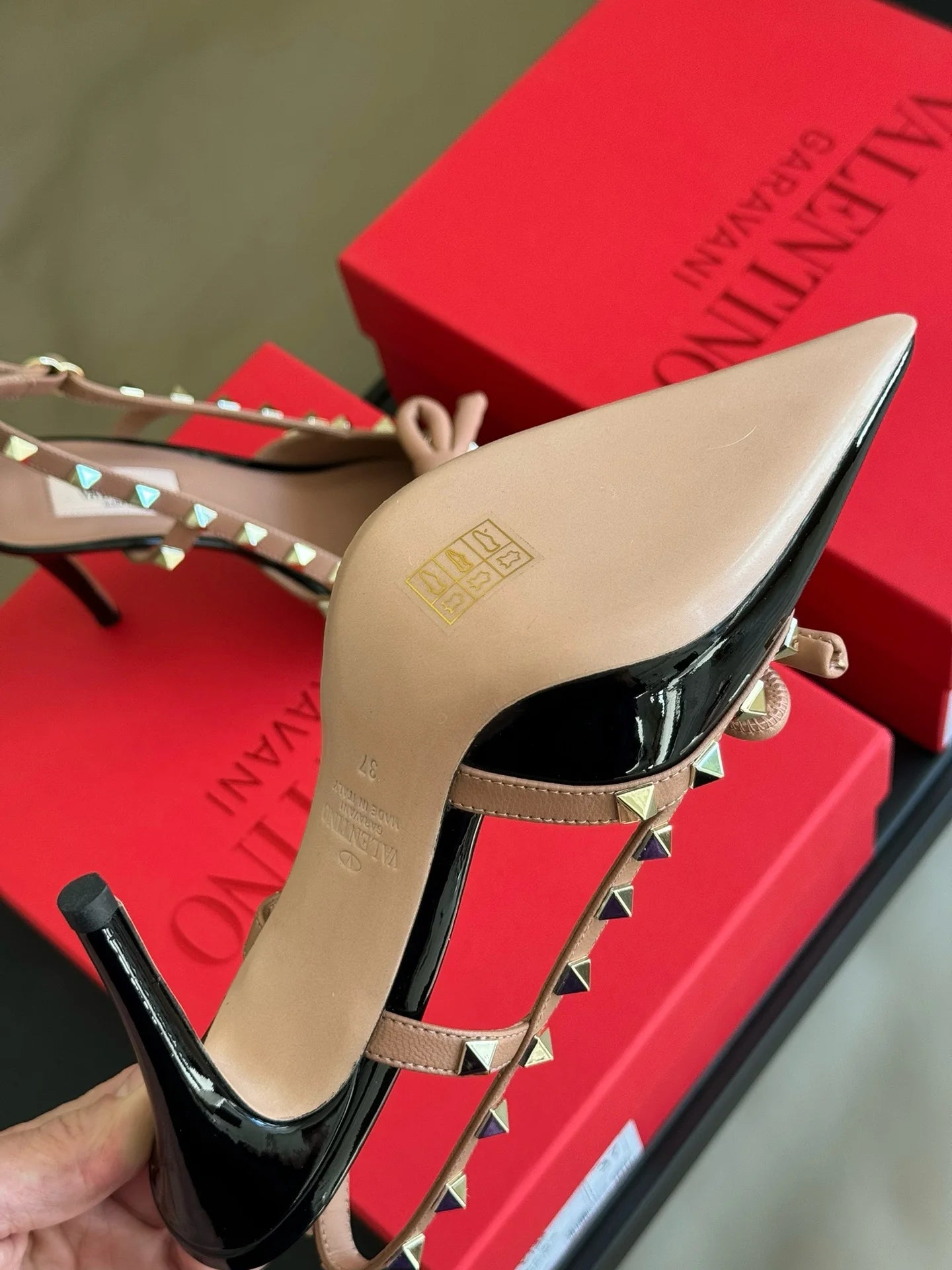 VLTN HEELS