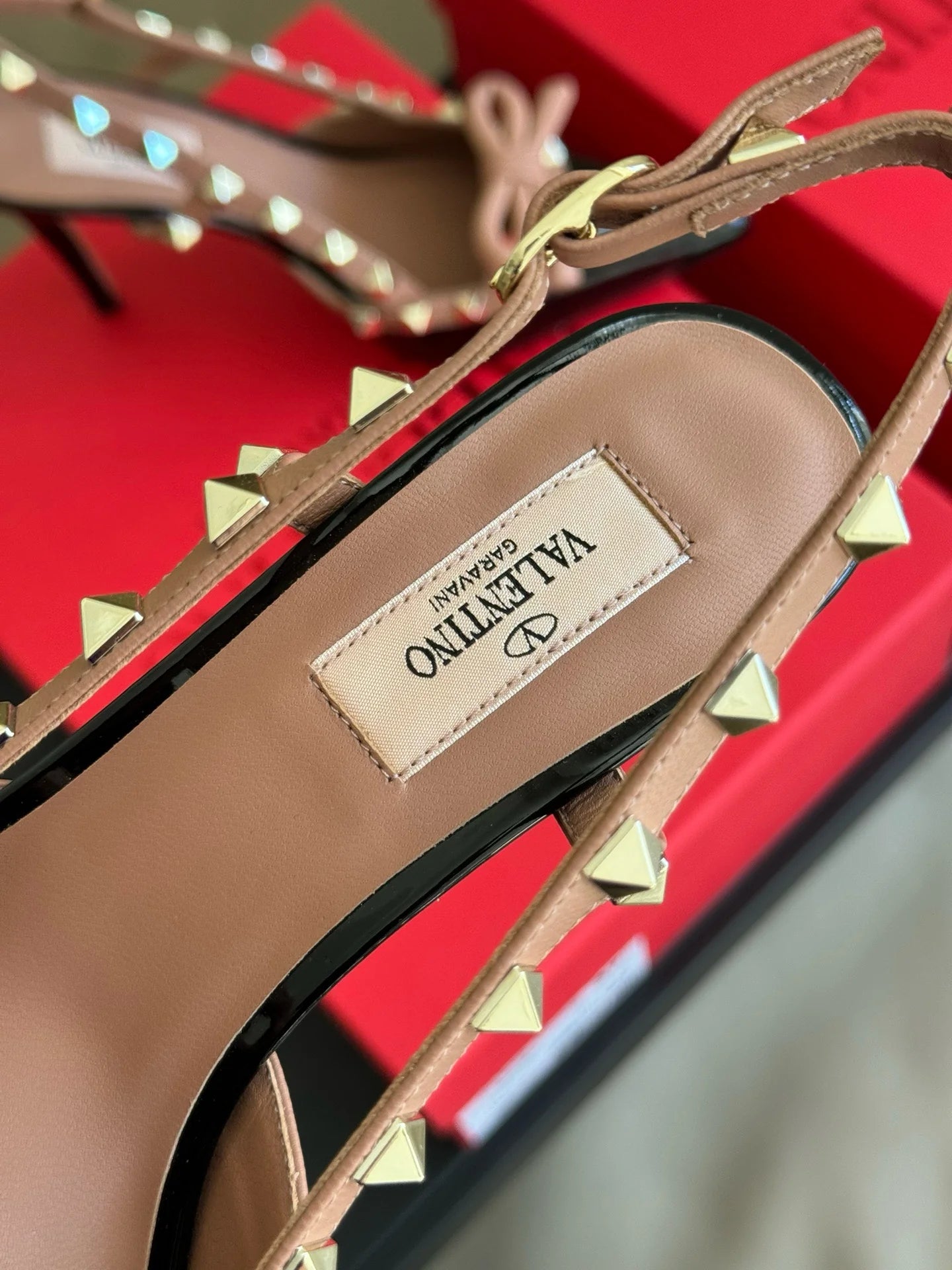 VLTN HEELS