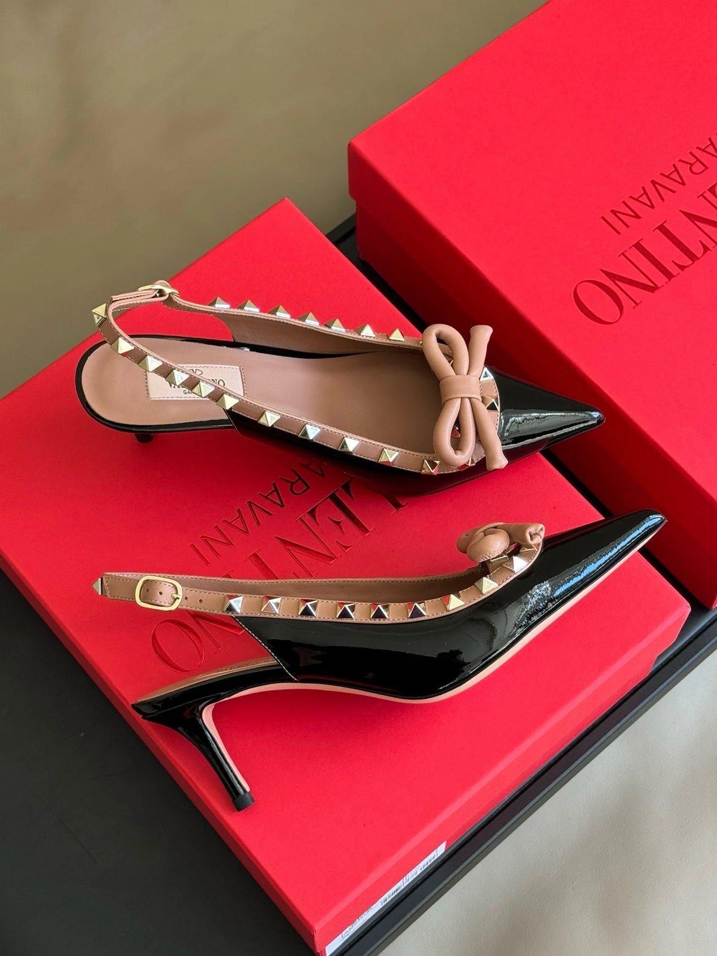 VLTN HEELS