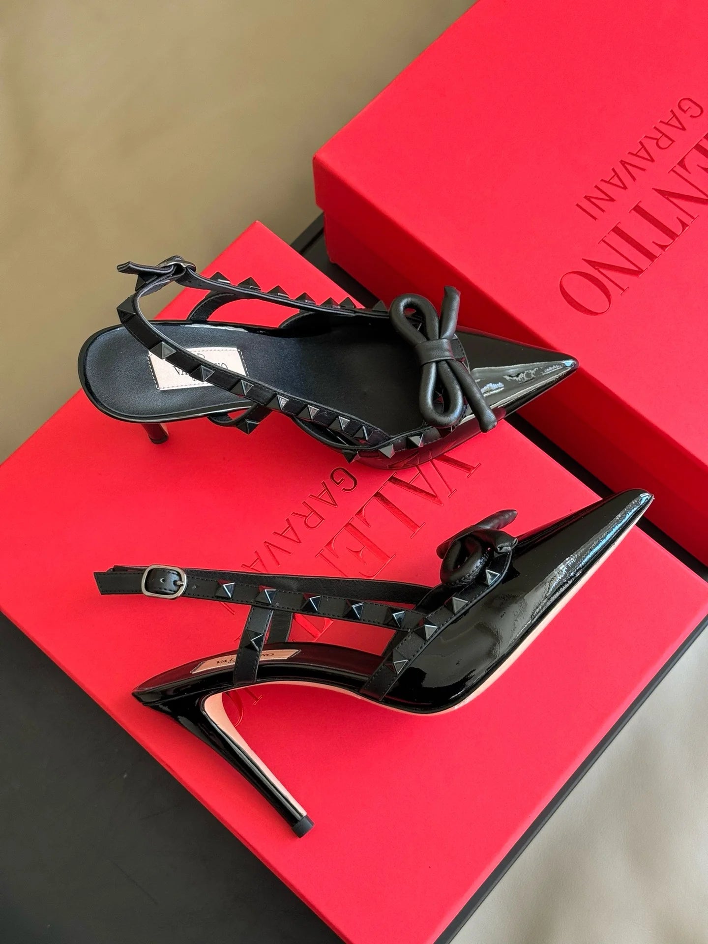 VLTN HEELS