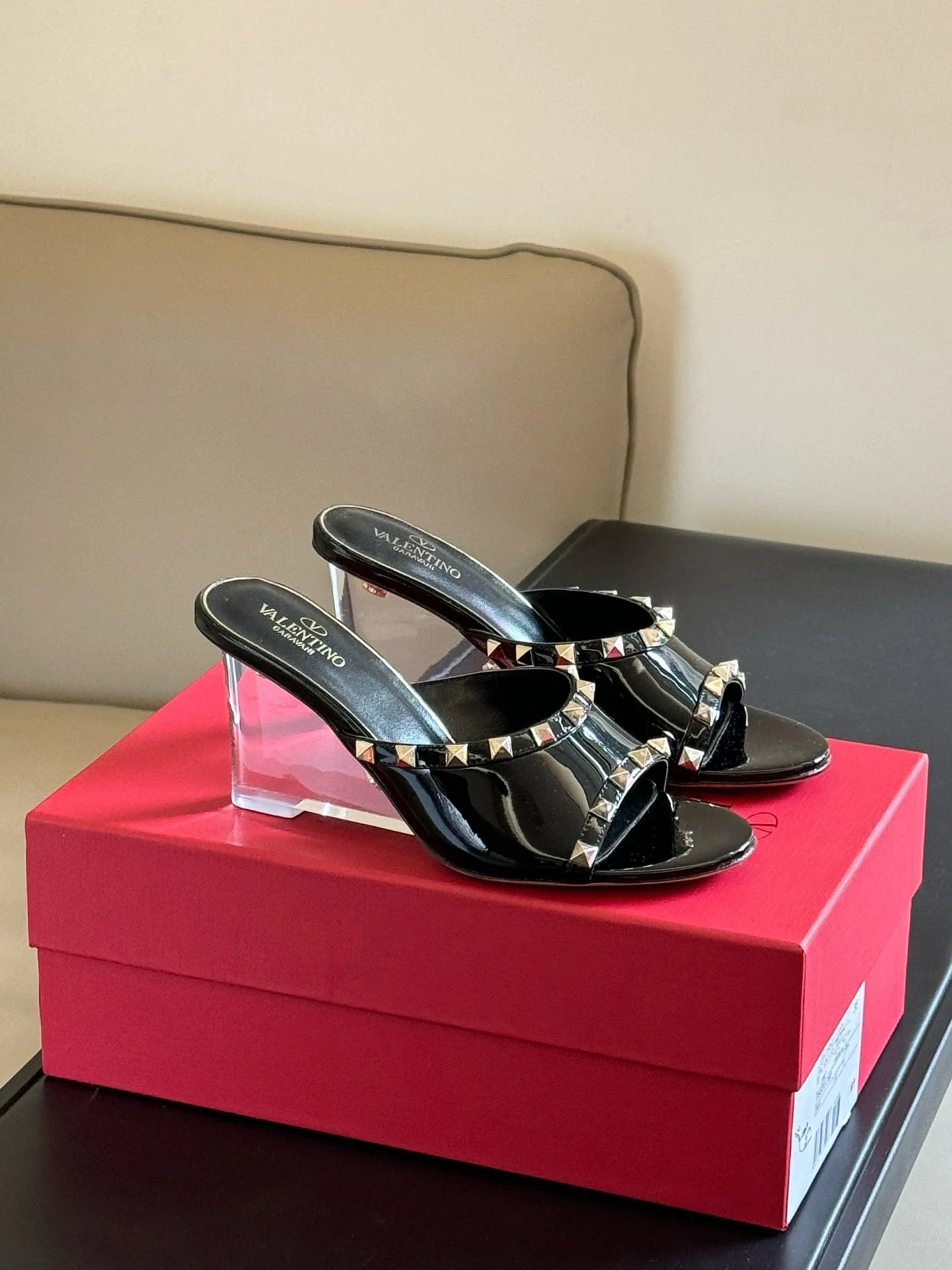 VLTN HEELS