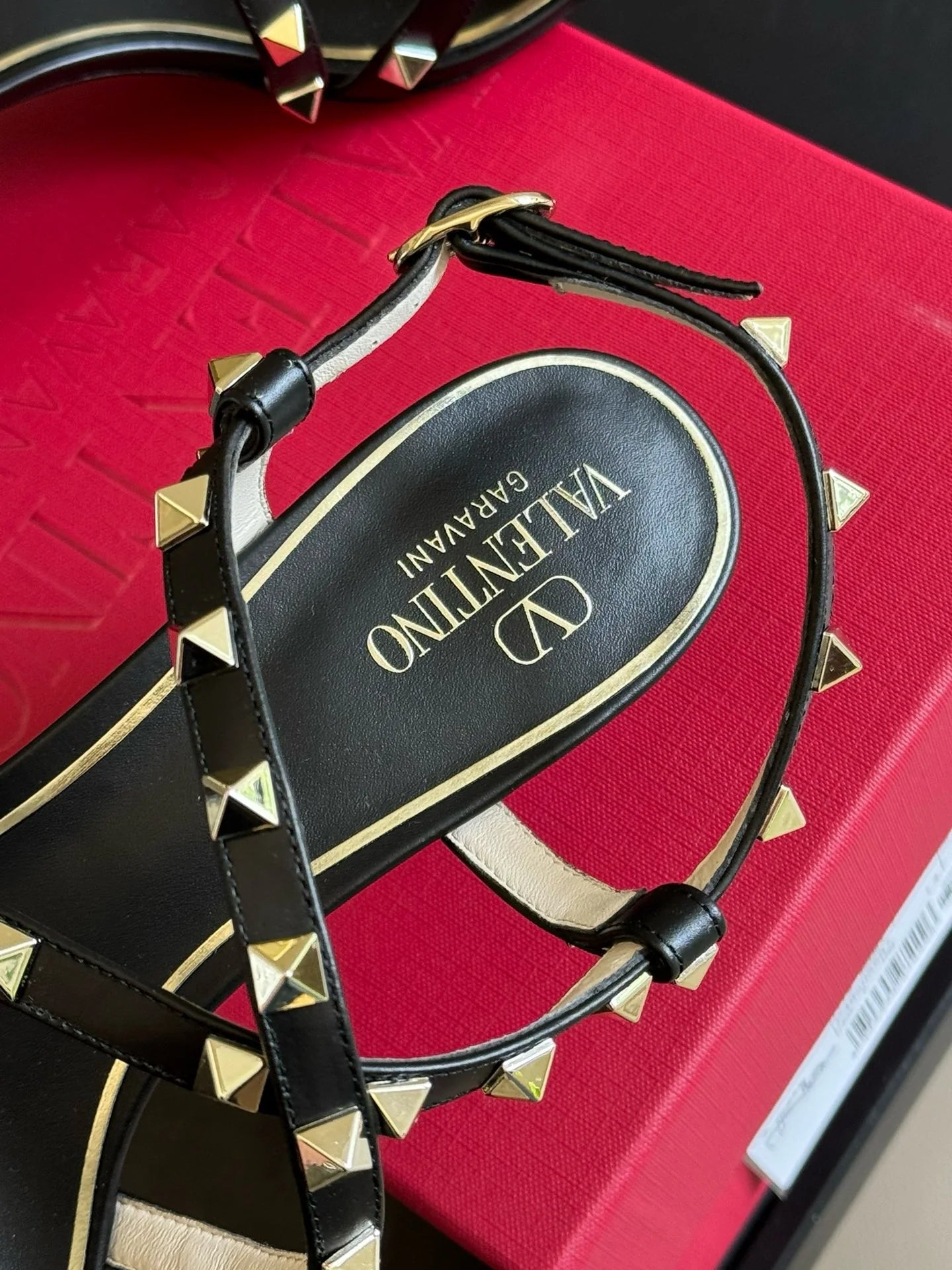 VLTN HEELS