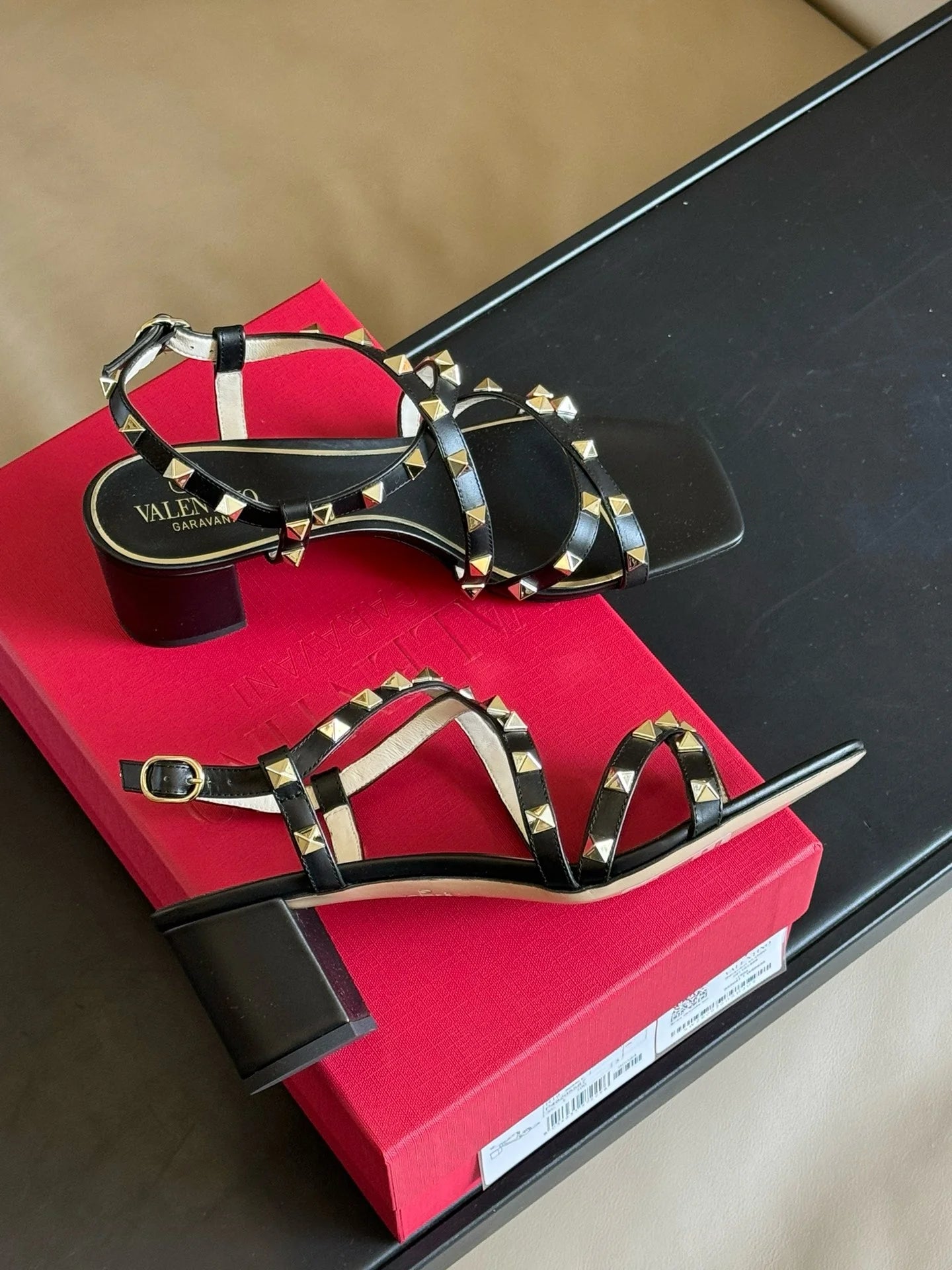 VLTN HEELS