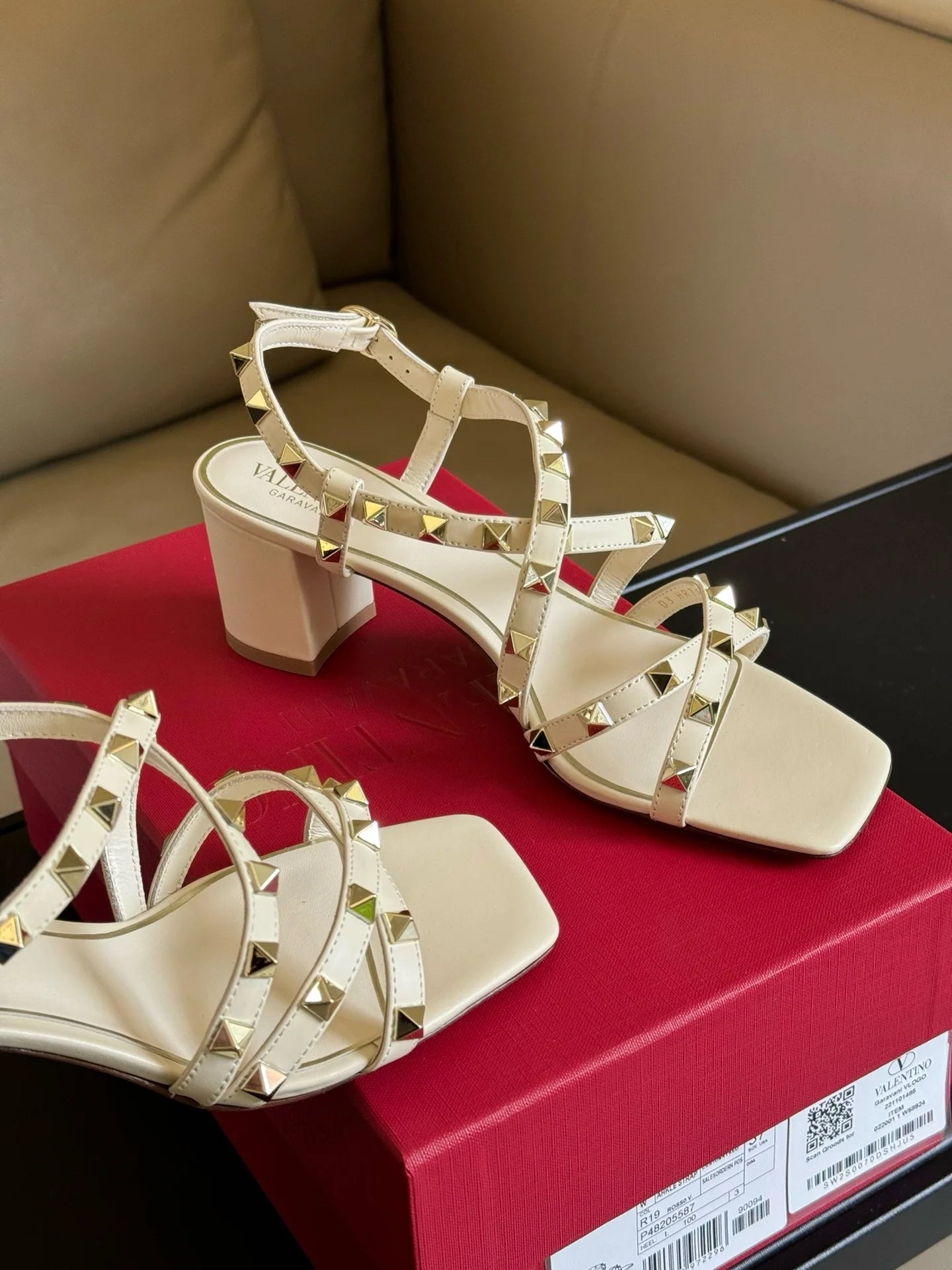 VLTN HEELS