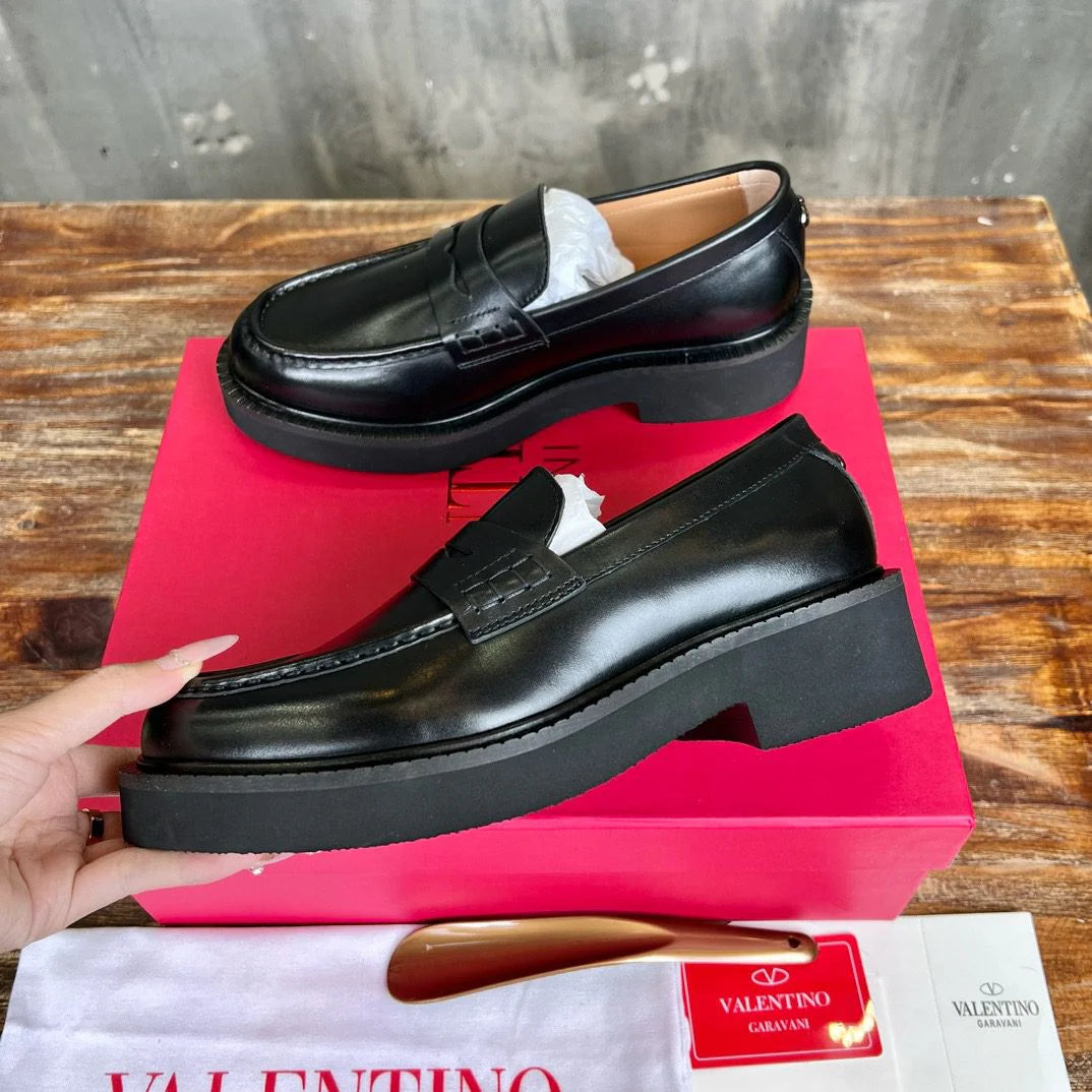 VLTN LOAFER