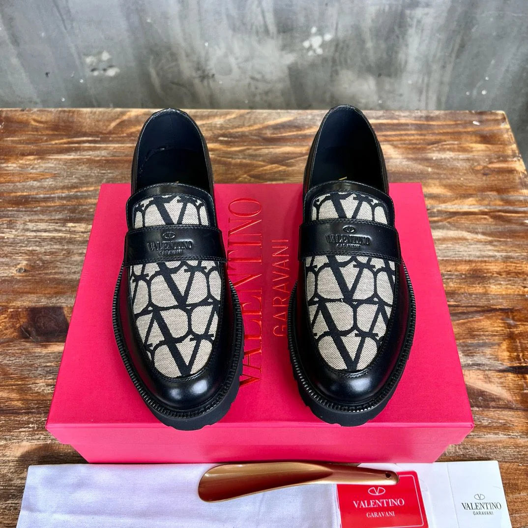 VLTN LOAFER
