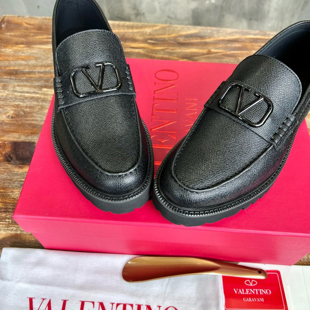 VLTN LOAFER