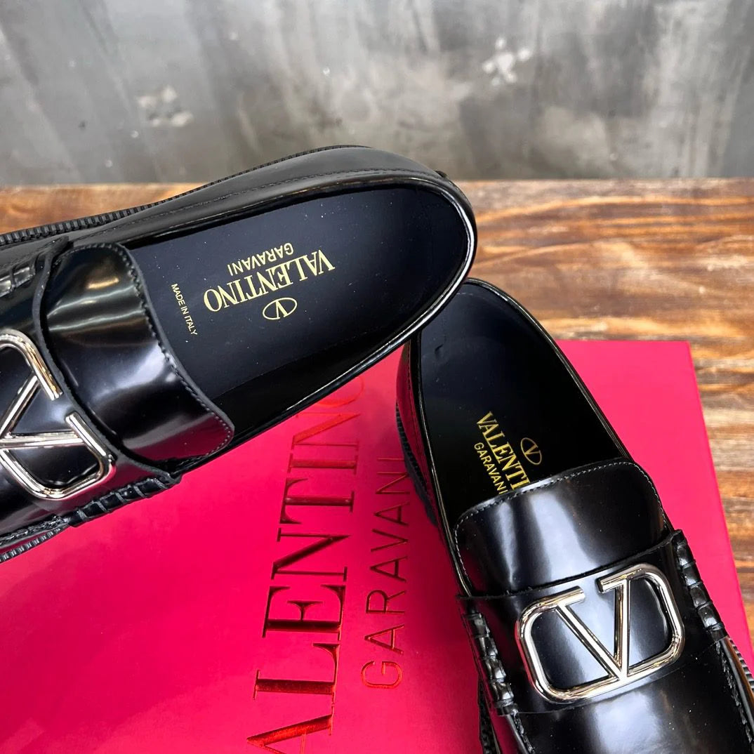 VLTN LOAFER
