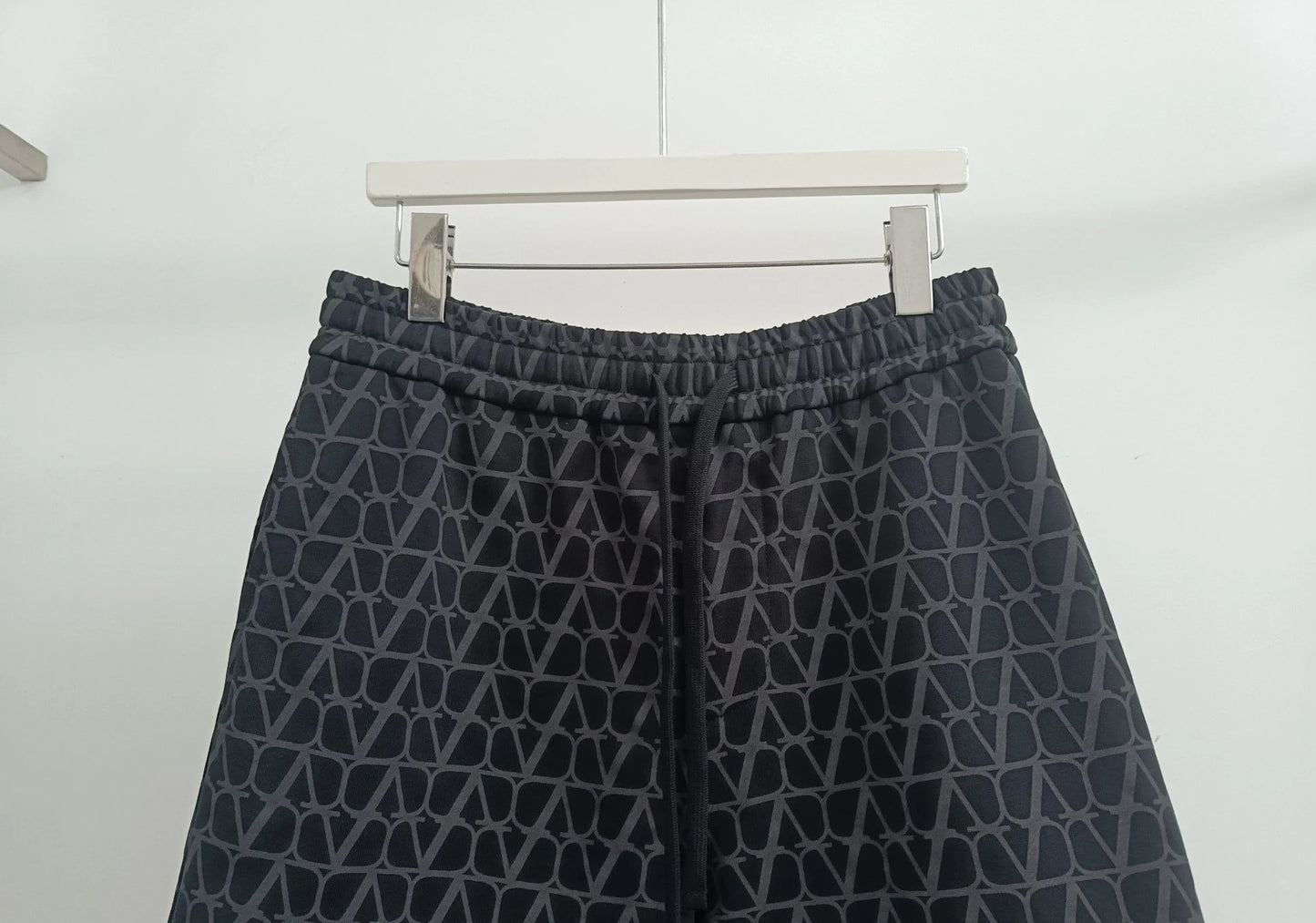 VLTN SHORTS