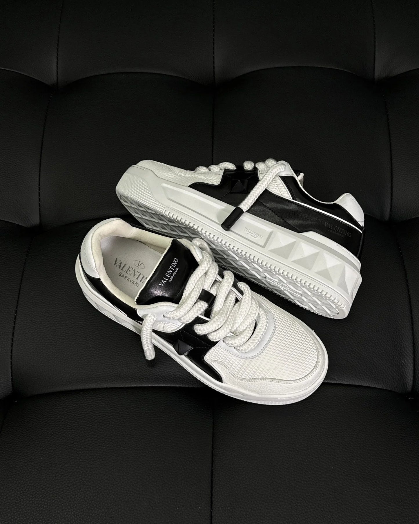 VLTN SNEAKER