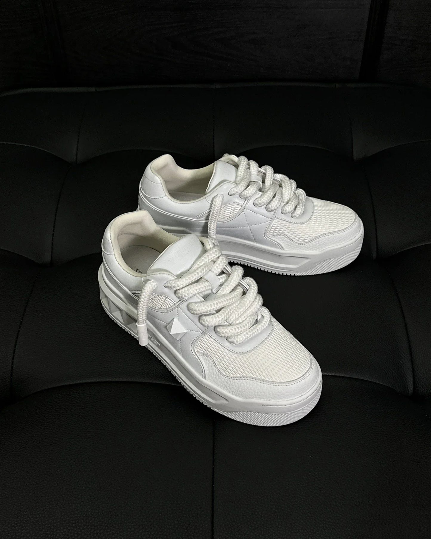 VLTN SNEAKER
