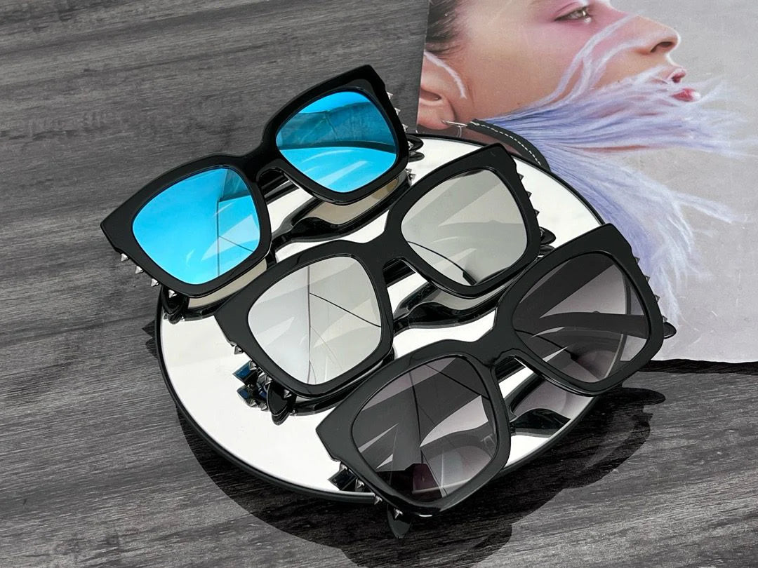 VLTN SUNGLASSES