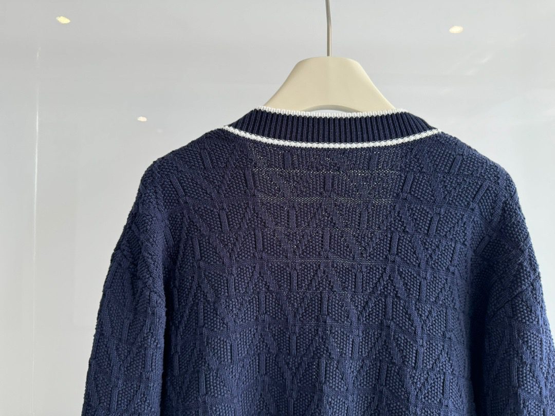 VLTN SWEATER