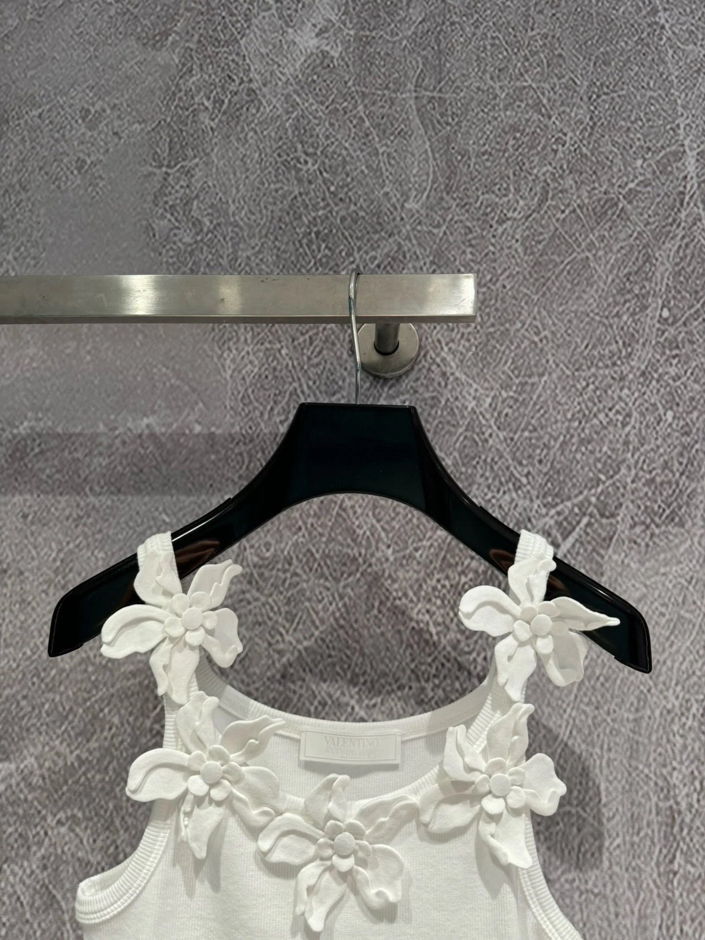 VLTN TOPS