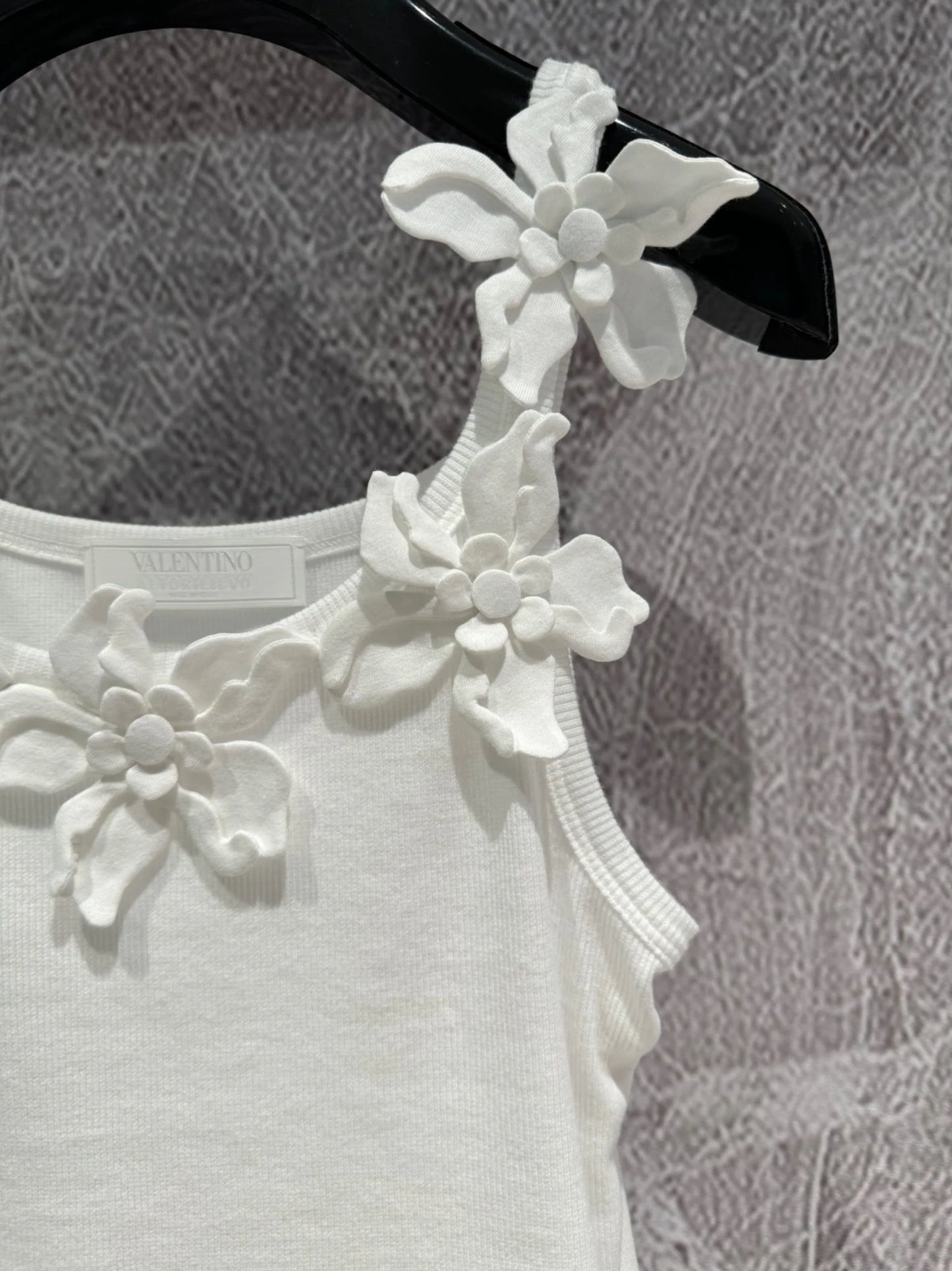 VLTN TOPS