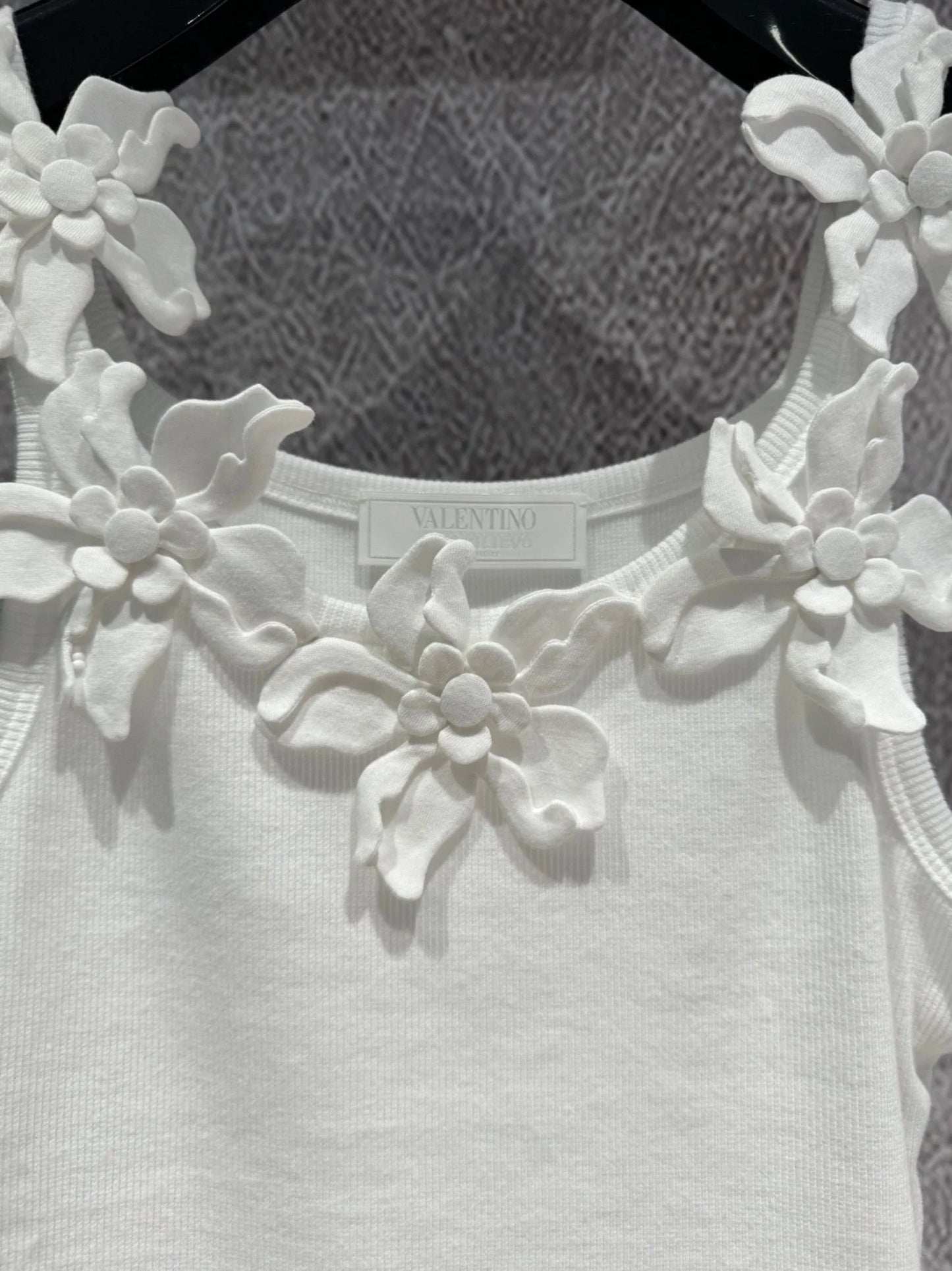 VLTN TOPS
