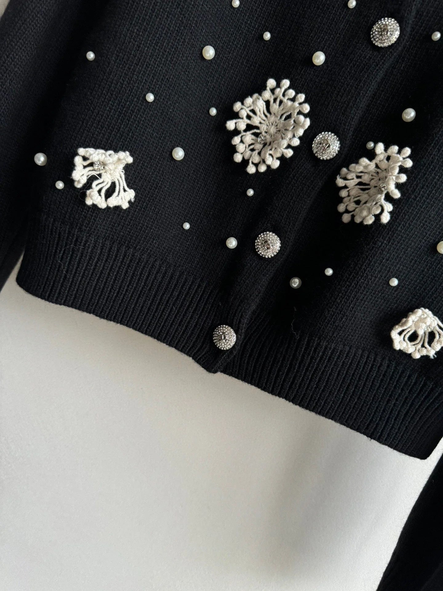 VLTN TOPS
