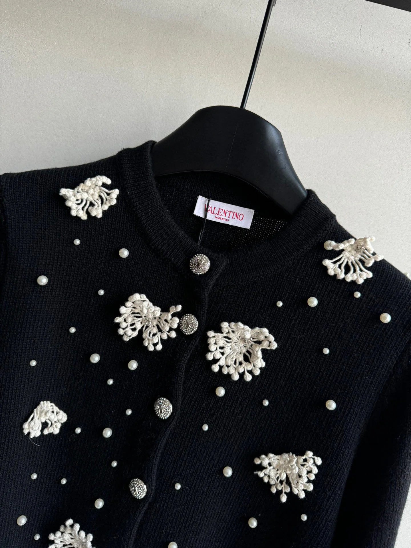 VLTN TOPS