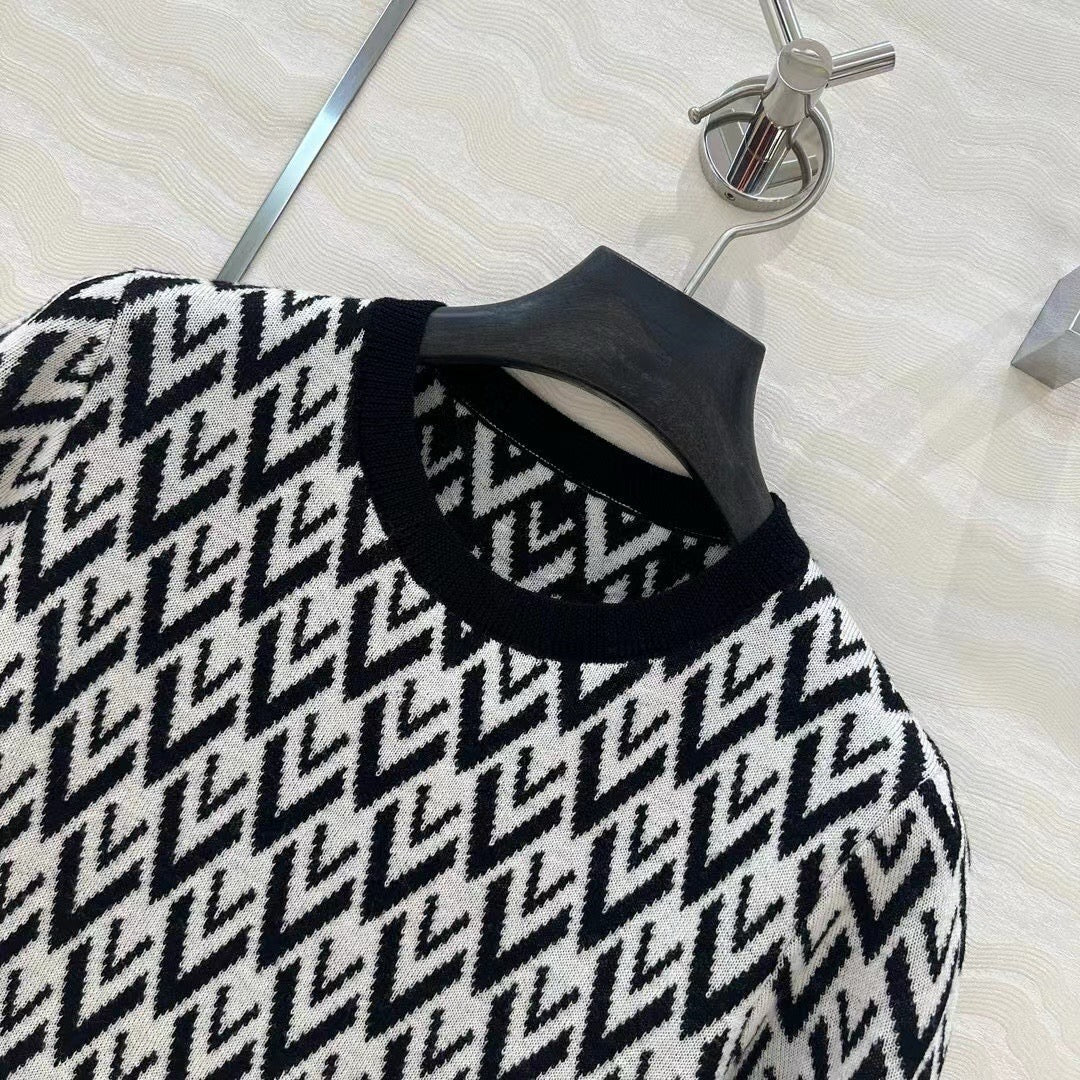 VLTN TOPS