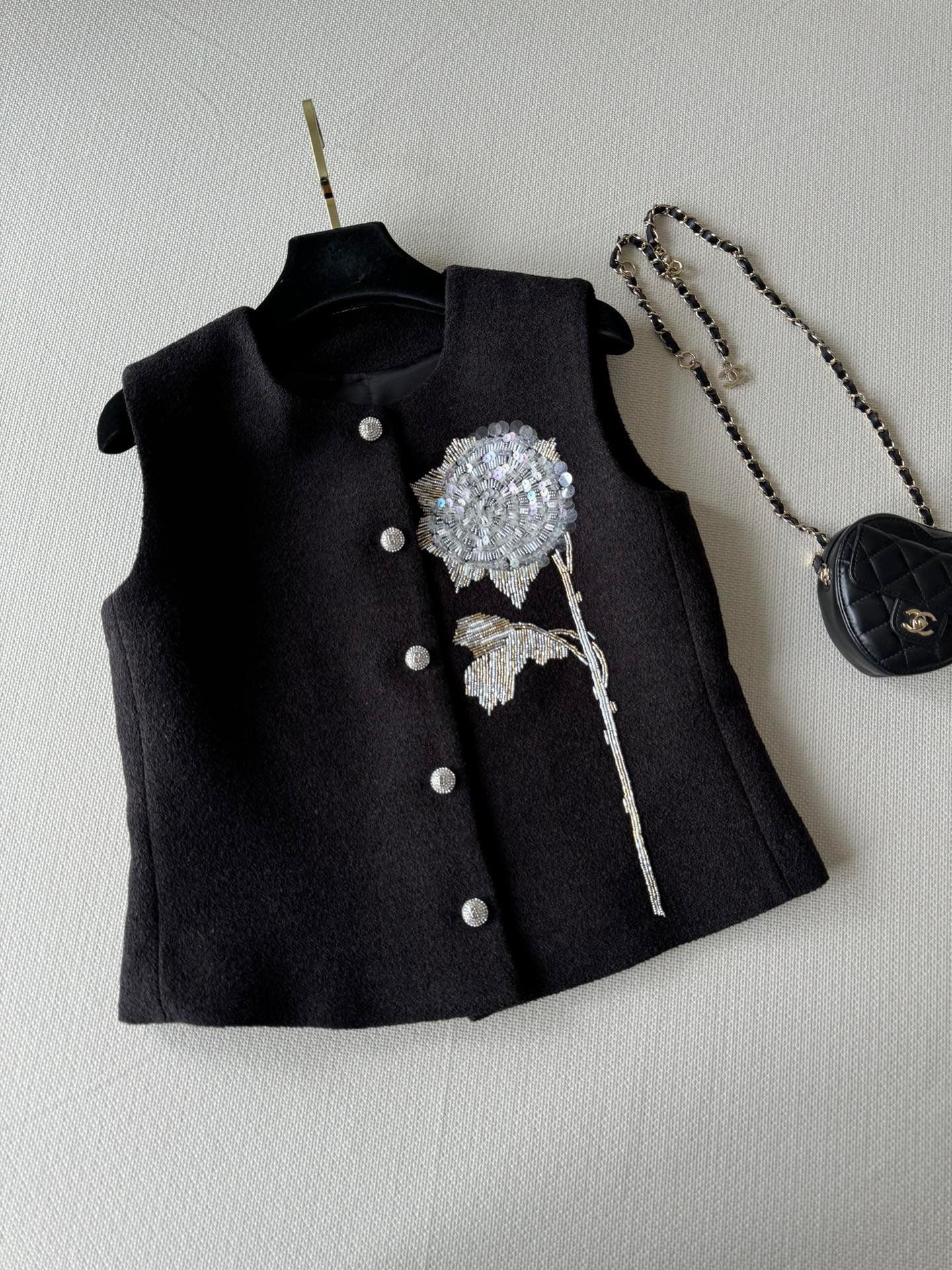 VLTN TOPS