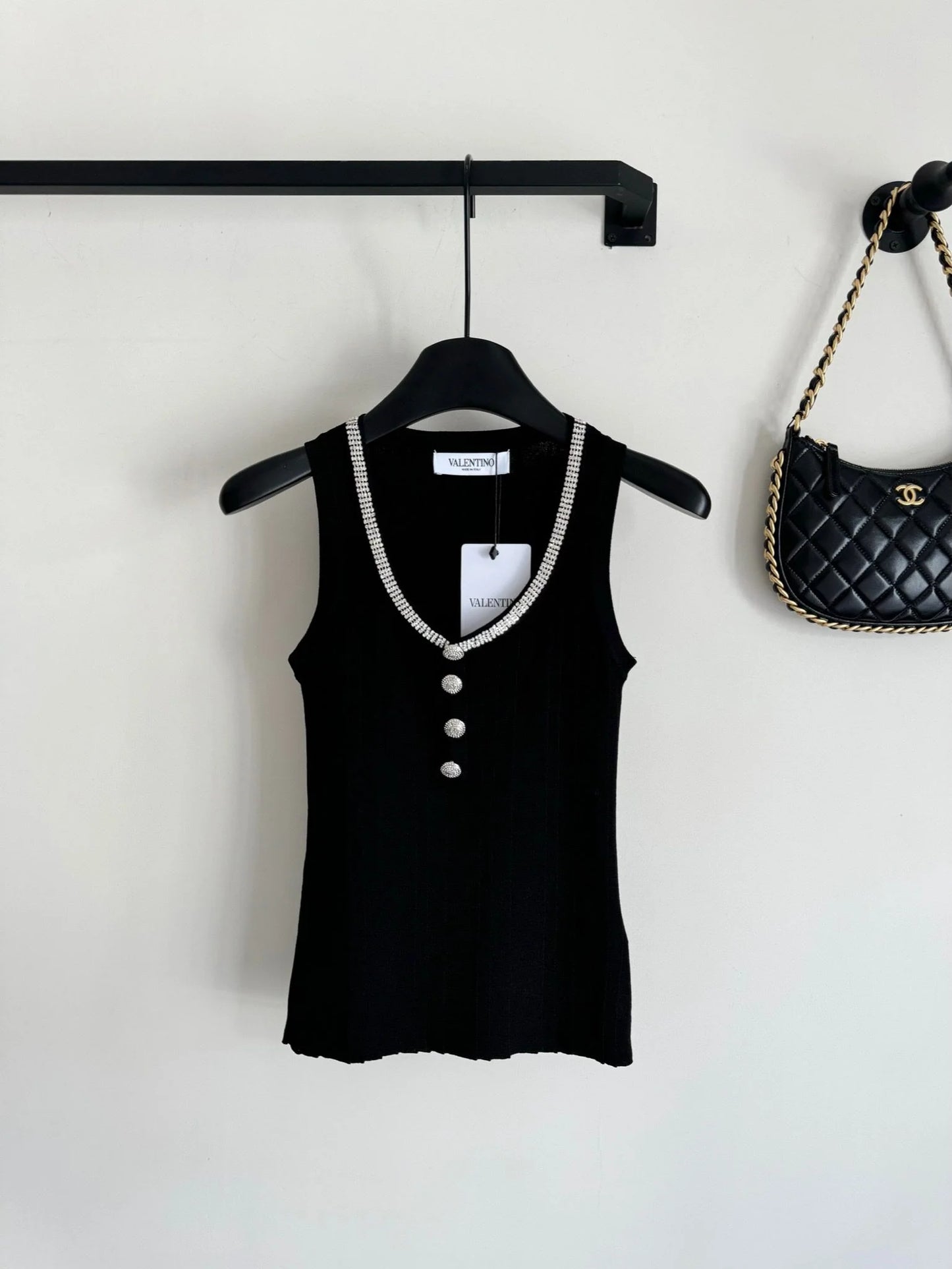 VLTN TOPS