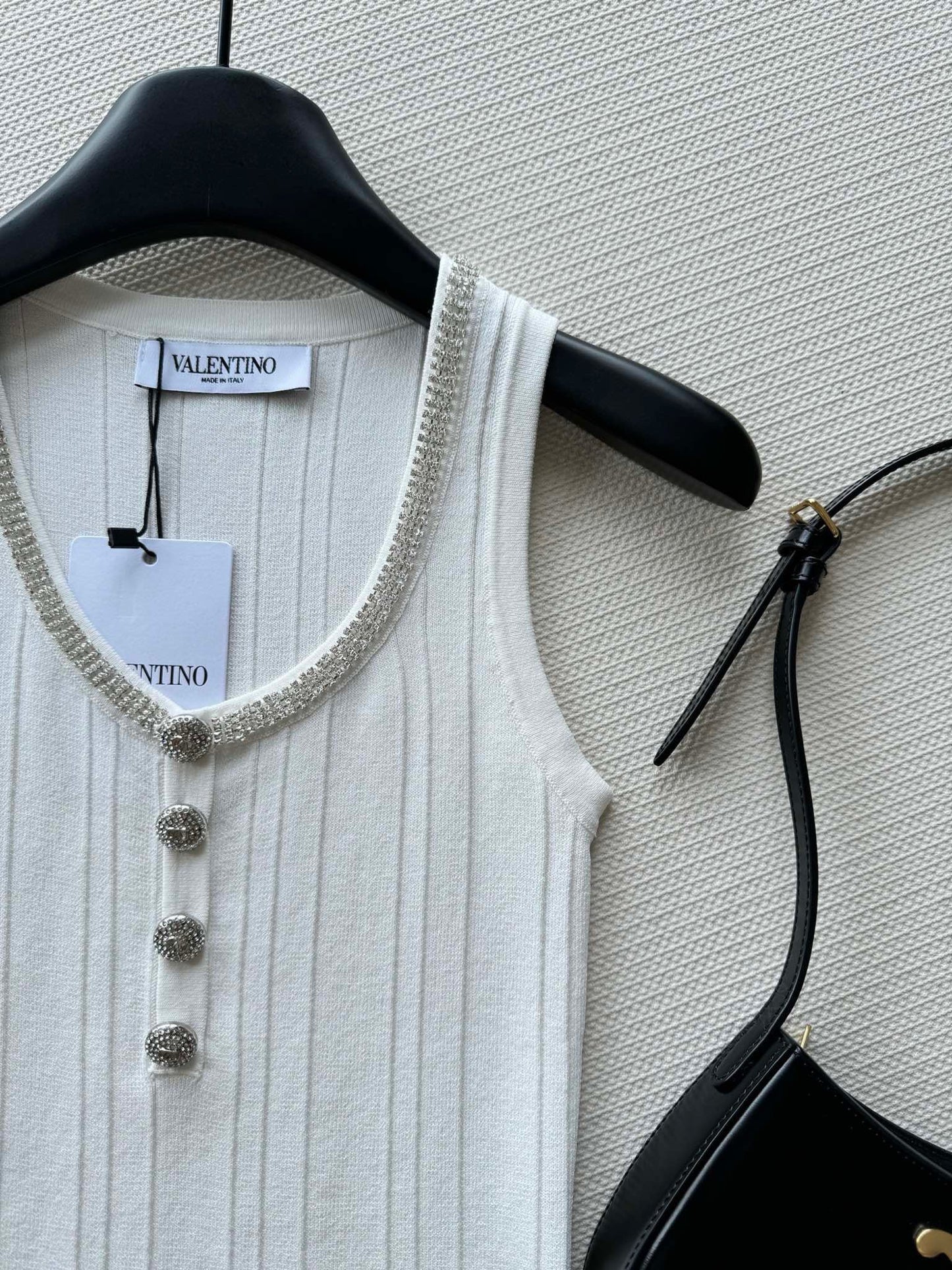VLTN TOPS