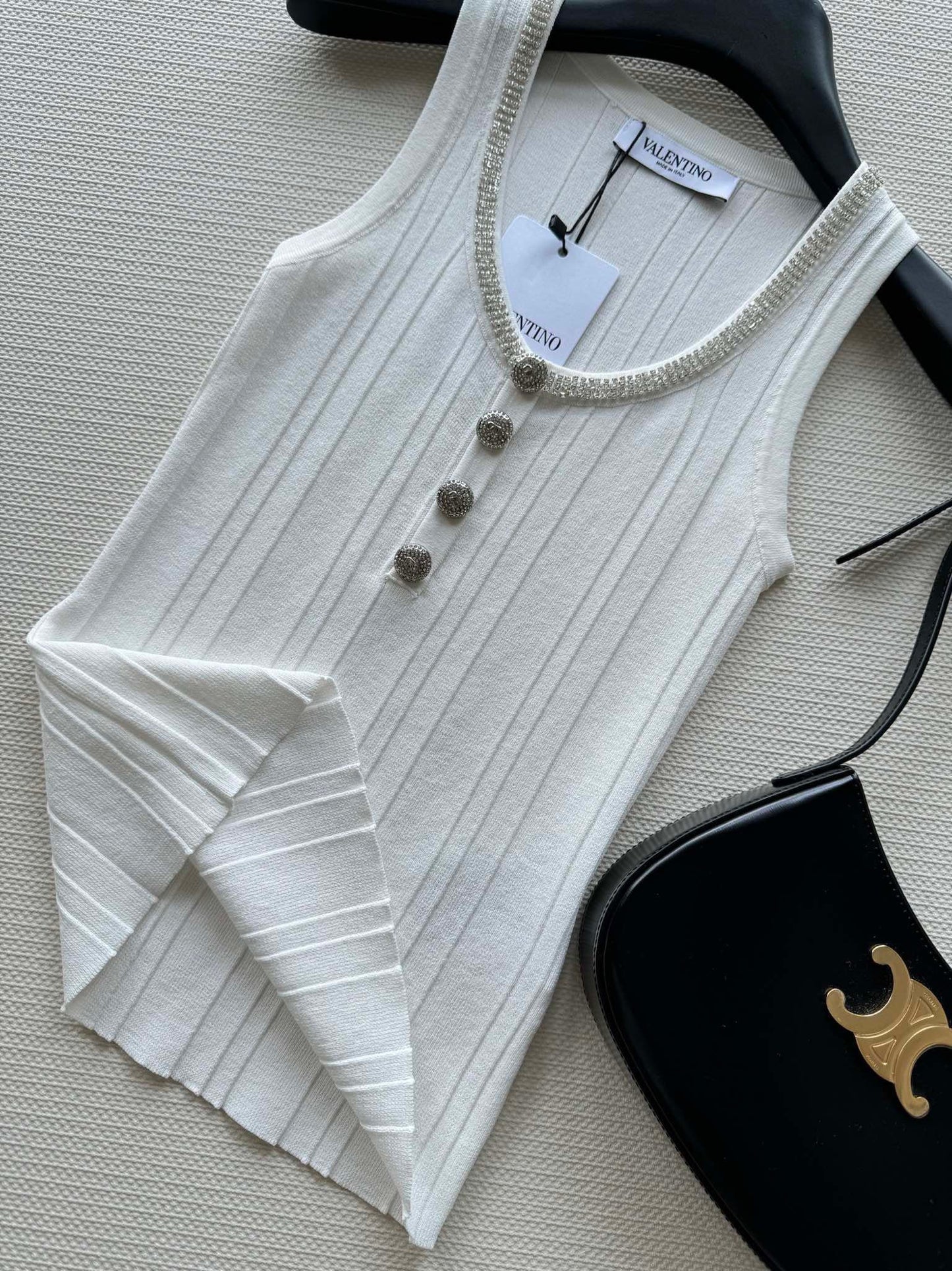 VLTN TOPS