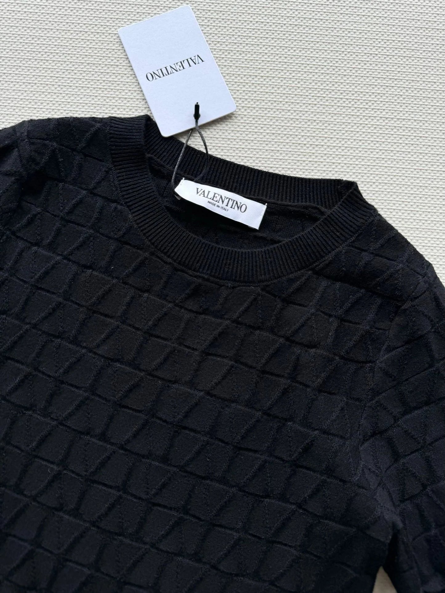 VLTN TOPS