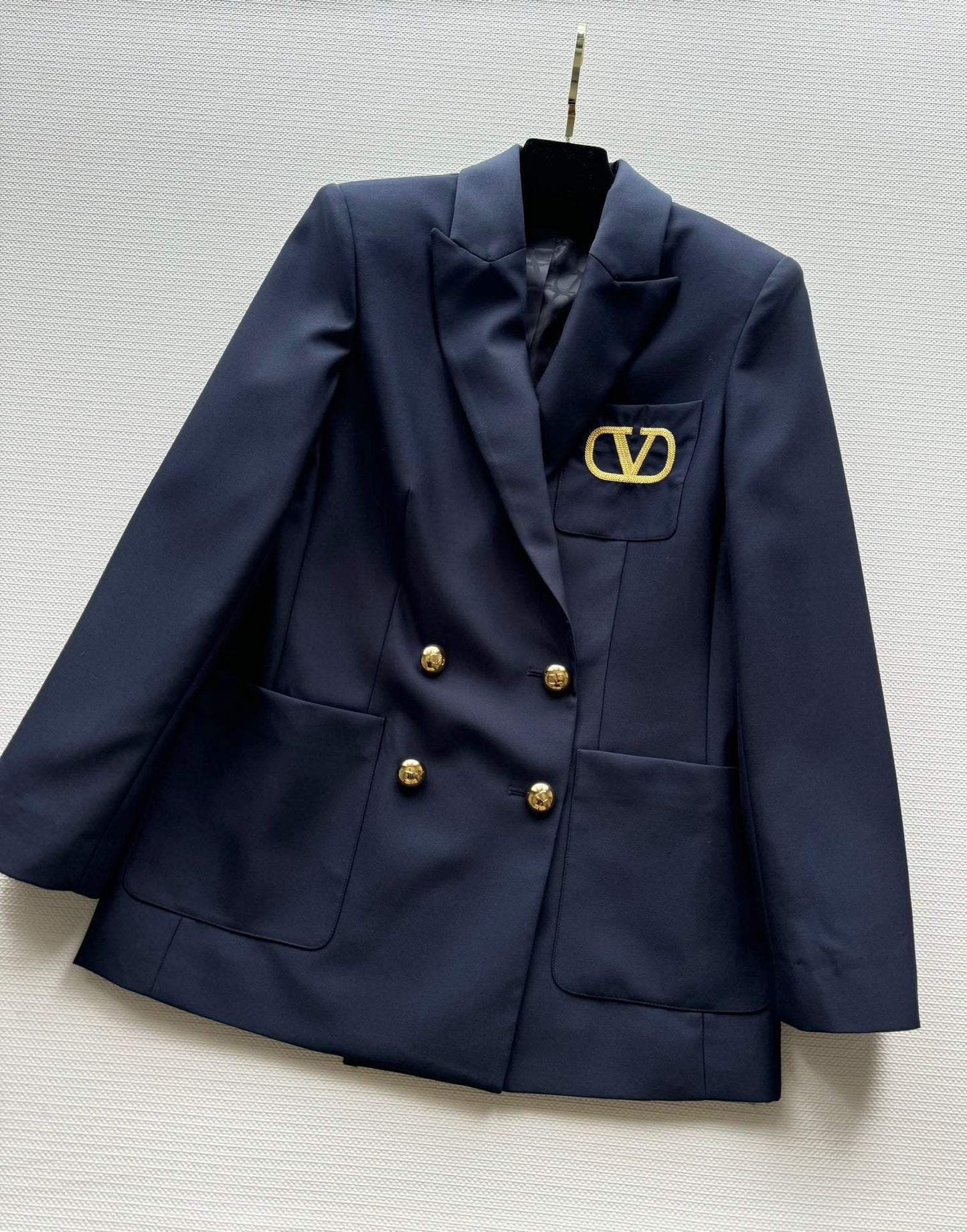VLTN TOPS