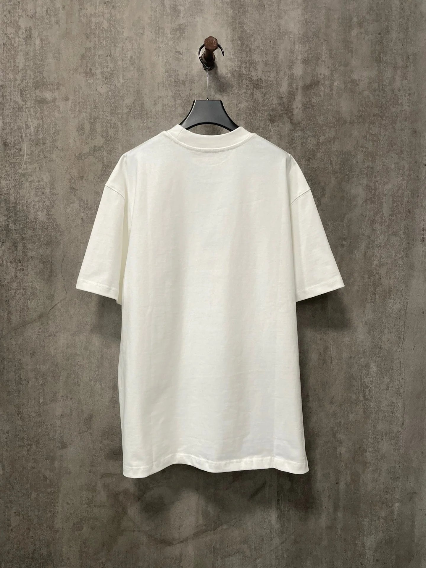 VLTN TSHIRT
