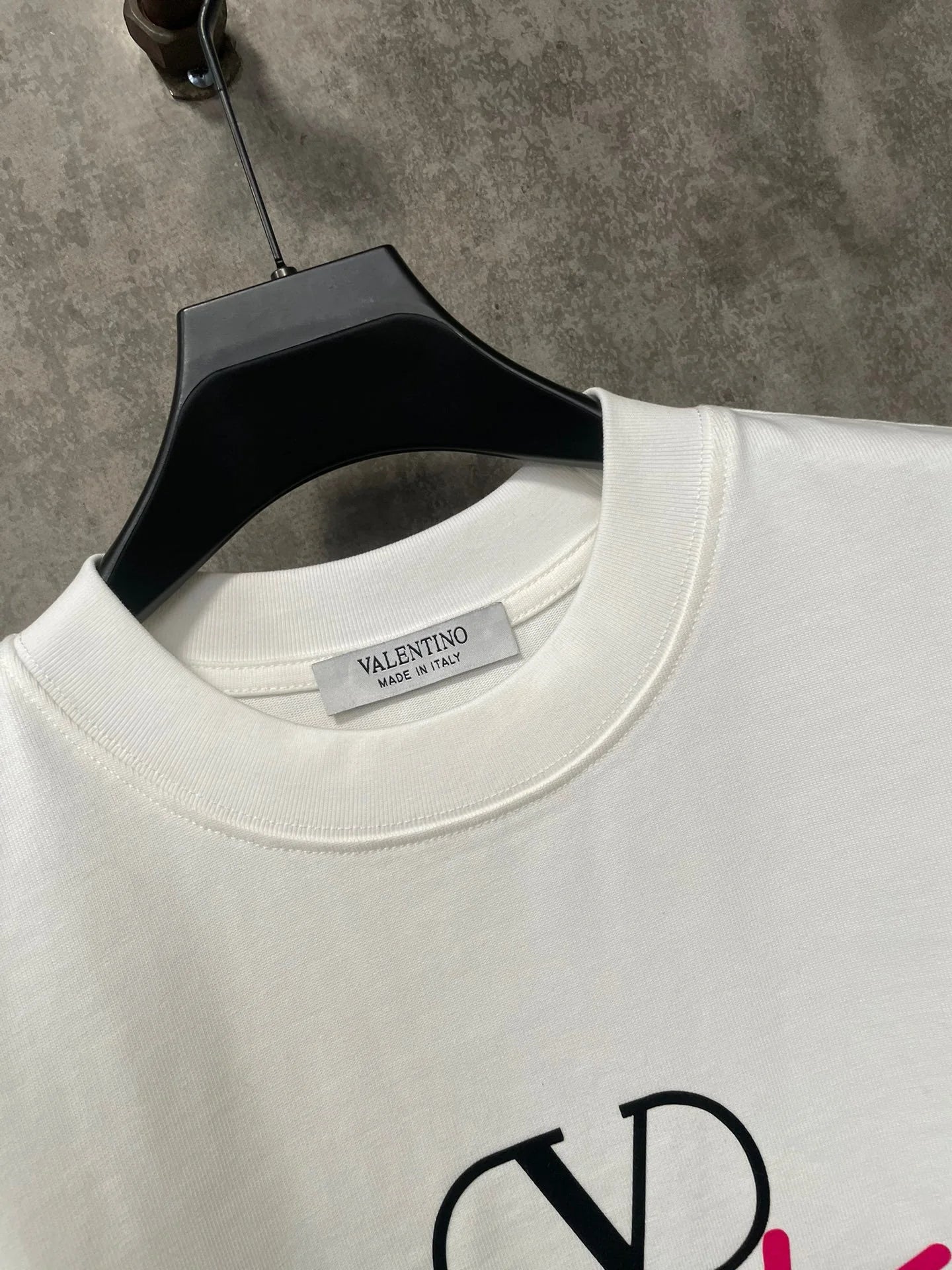 VLTN TSHIRT