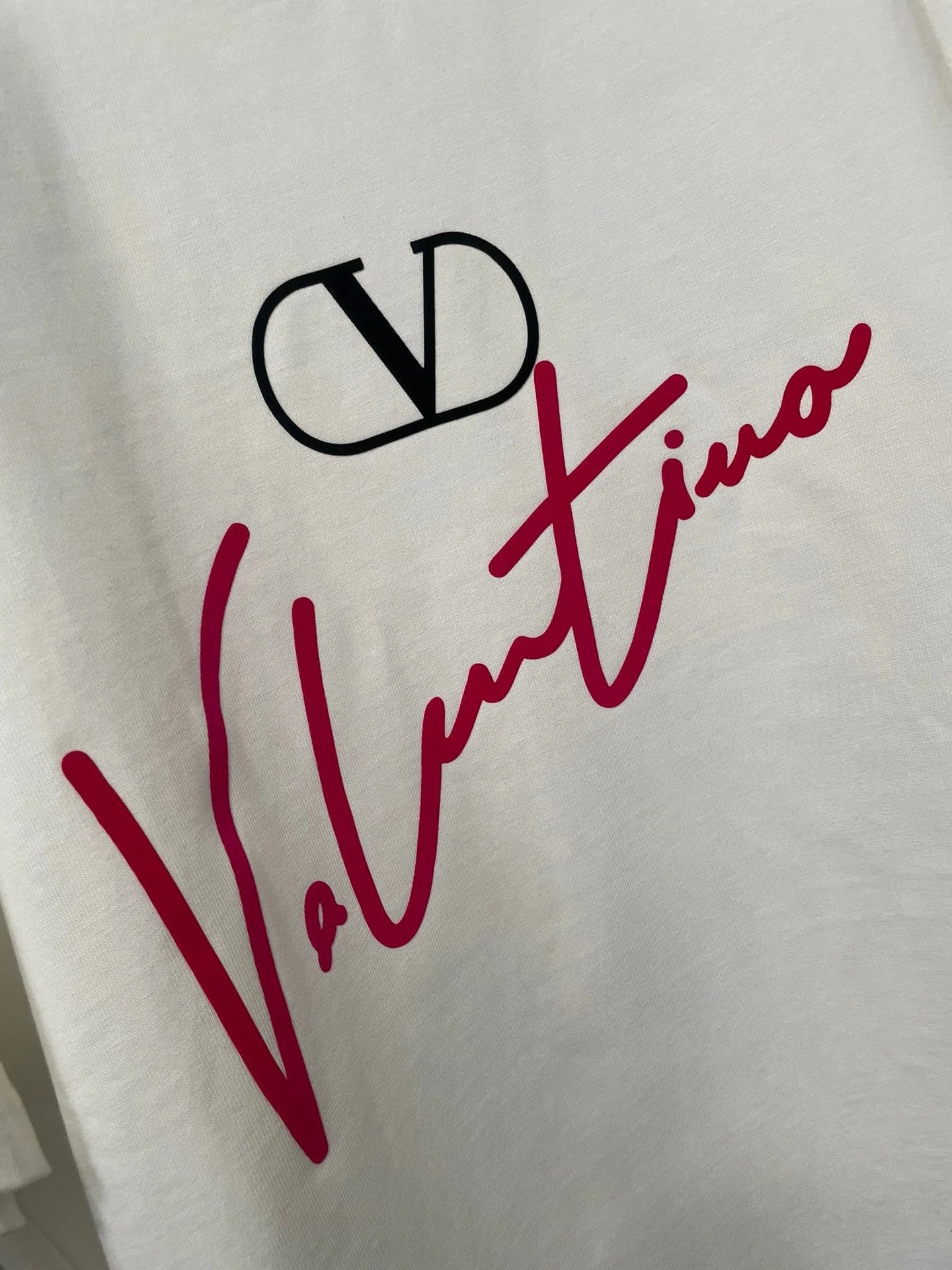 VLTN TSHIRT