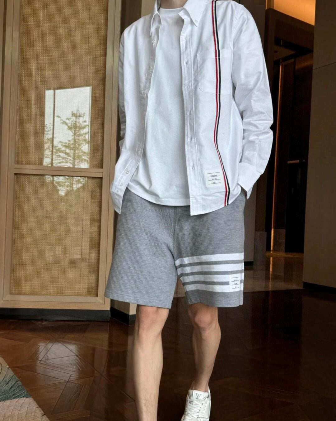 THOM BROWNE SHIRT