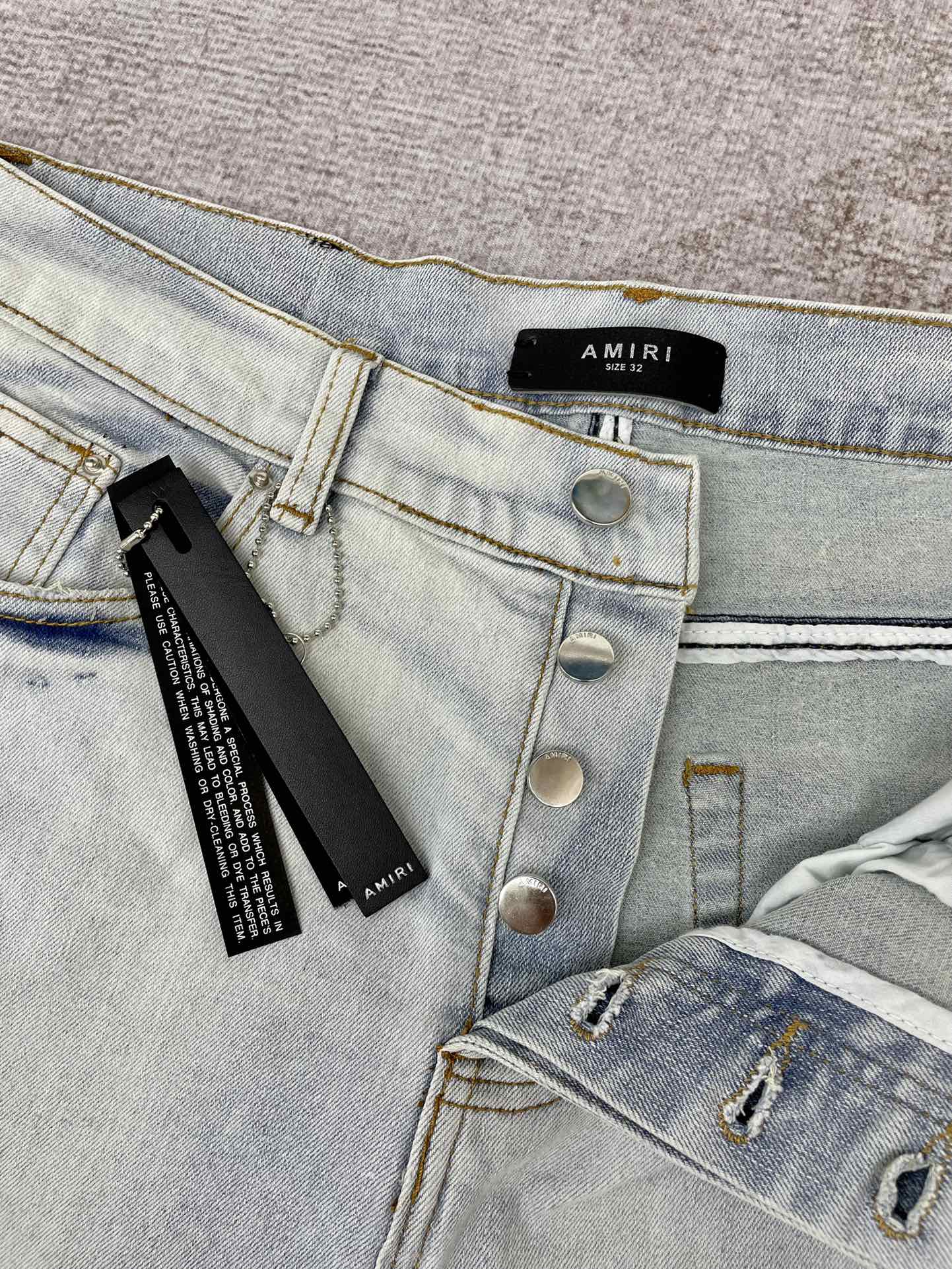 AMIRI JEANS