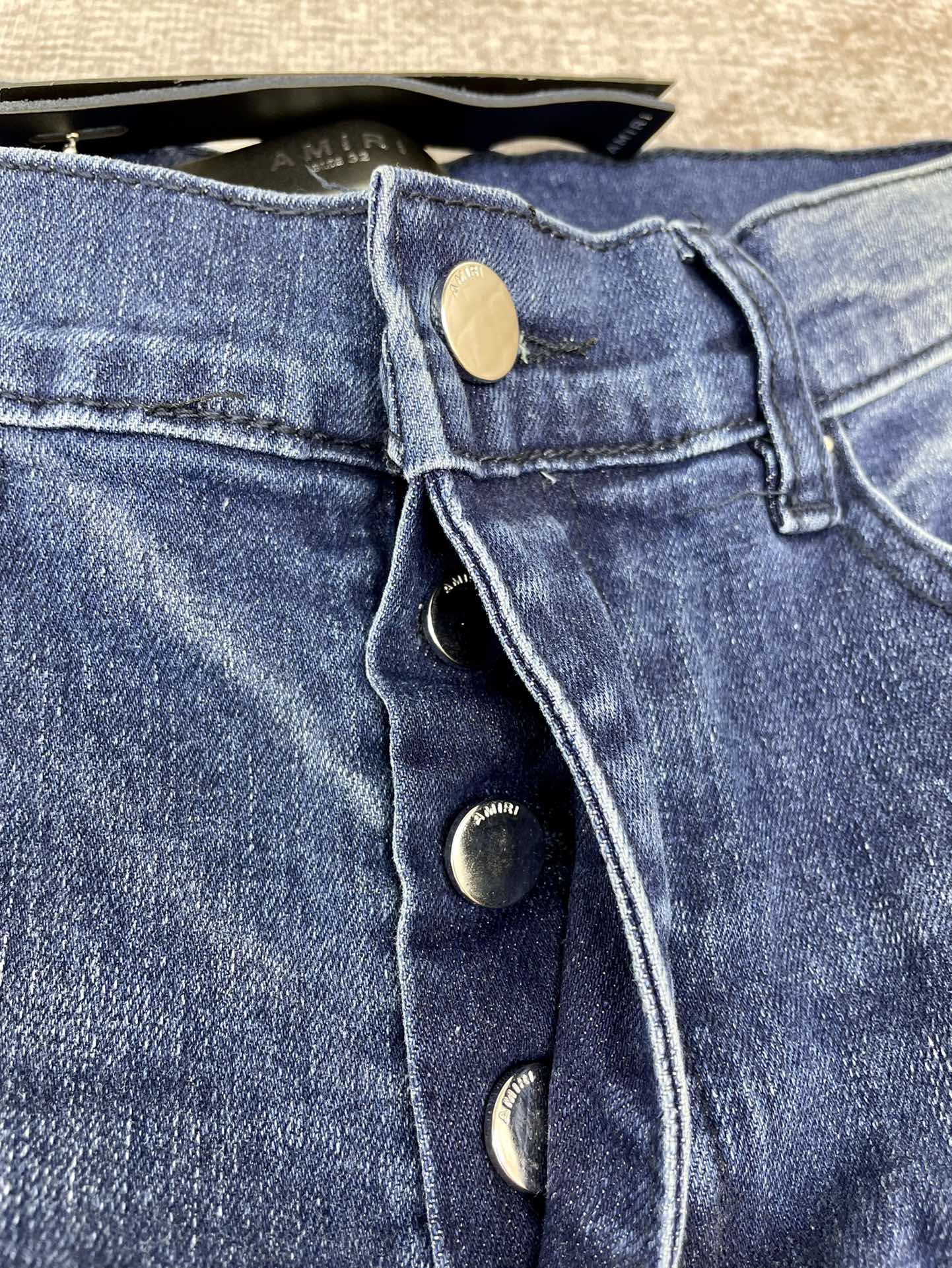 AMIRI JEANS