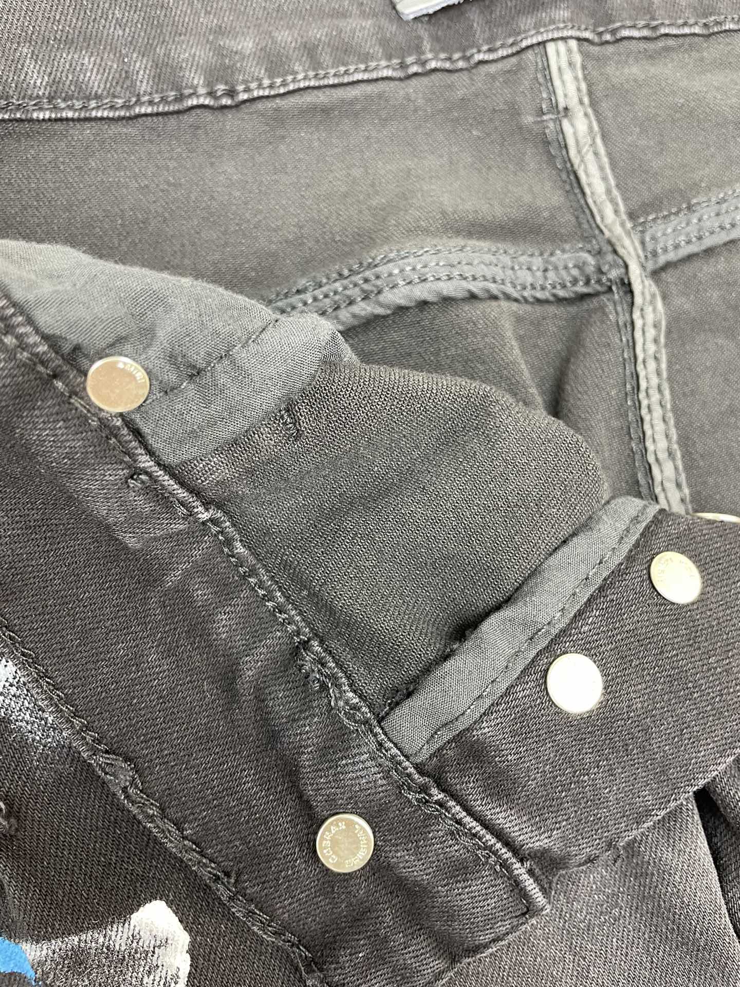 AMIRI JEANS